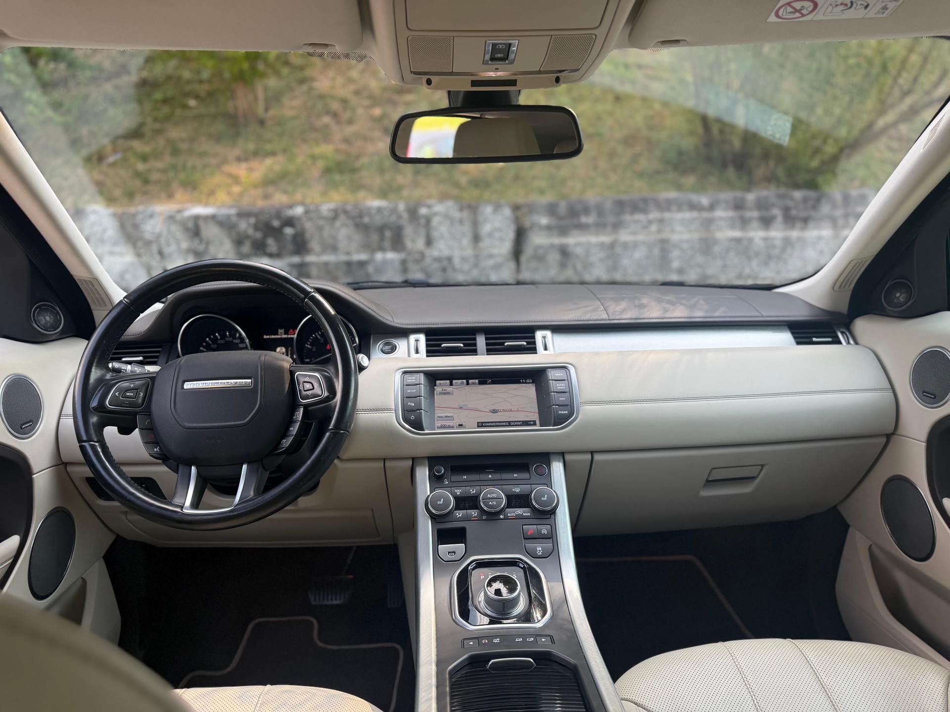 LAND ROVER Range Rover Evoque 2.0 Si4 Autobiography AT9-image-4