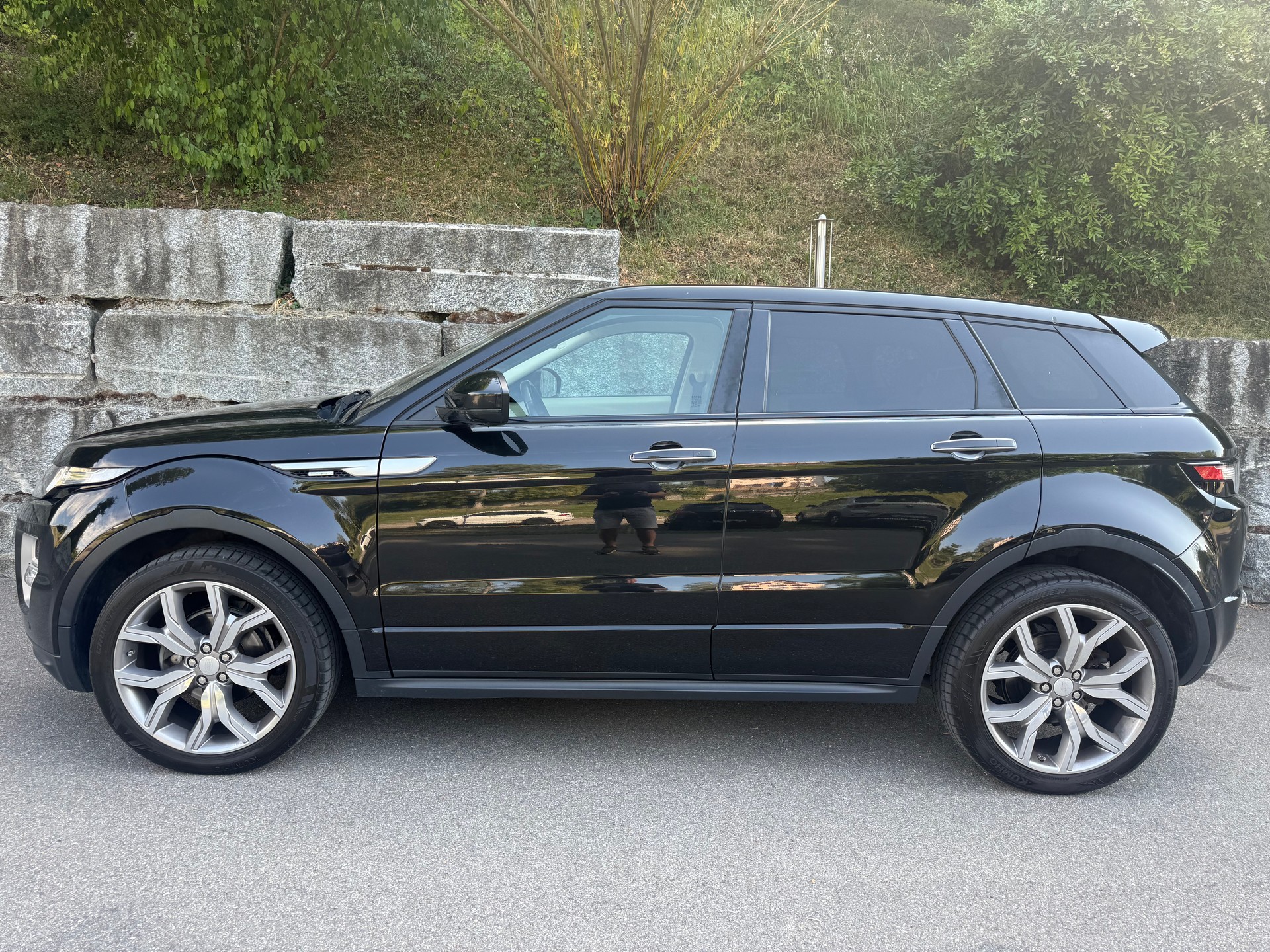 LAND ROVER Range Rover Evoque 2.0 Si4 Autobiography AT9-image-9
