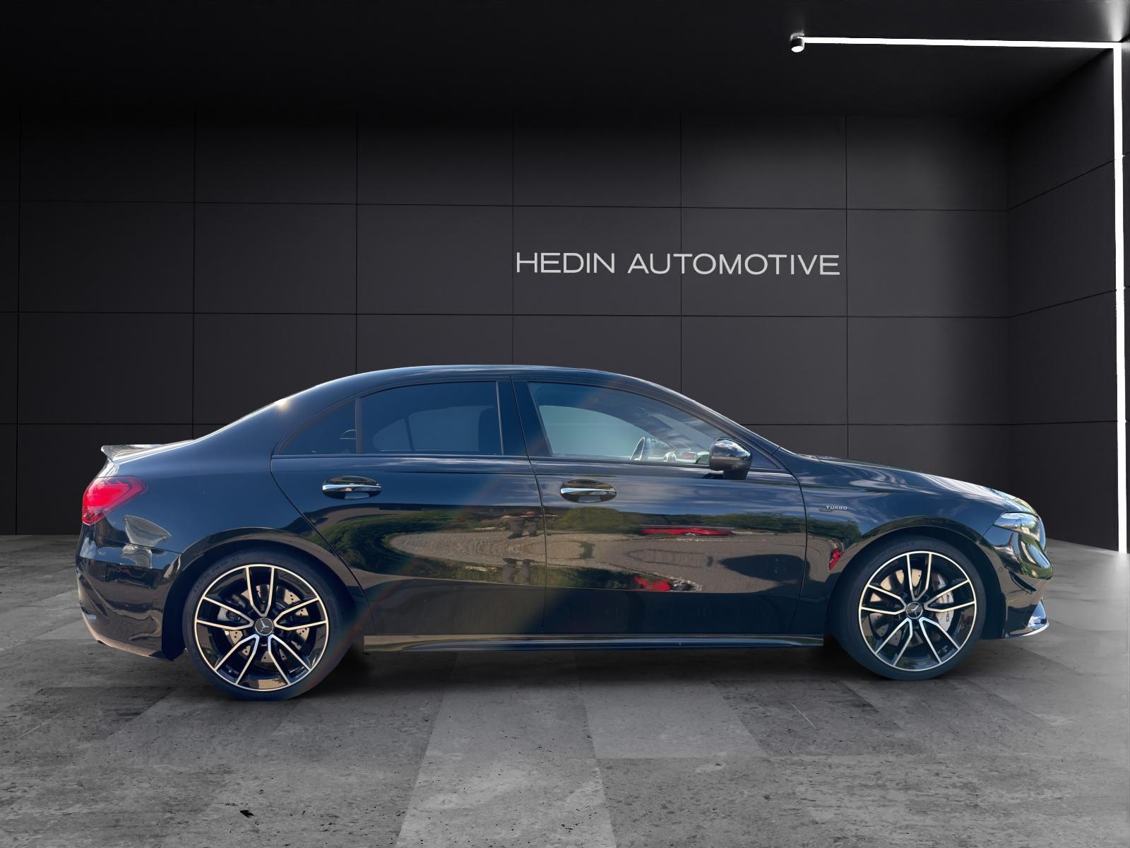 MERCEDES-BENZ A 35 AMG 4matic Limousine-image-16