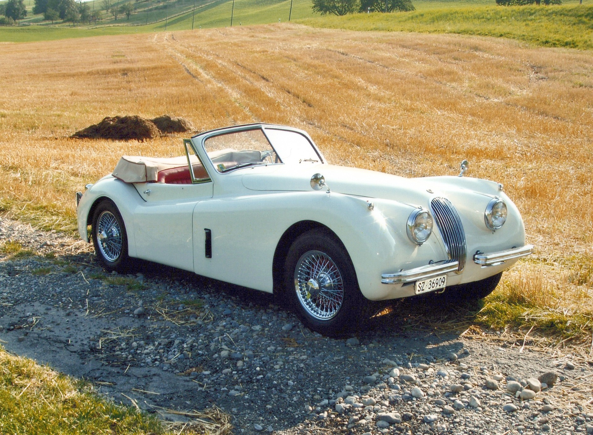 JAGUAR XK 120 DHC-image-0