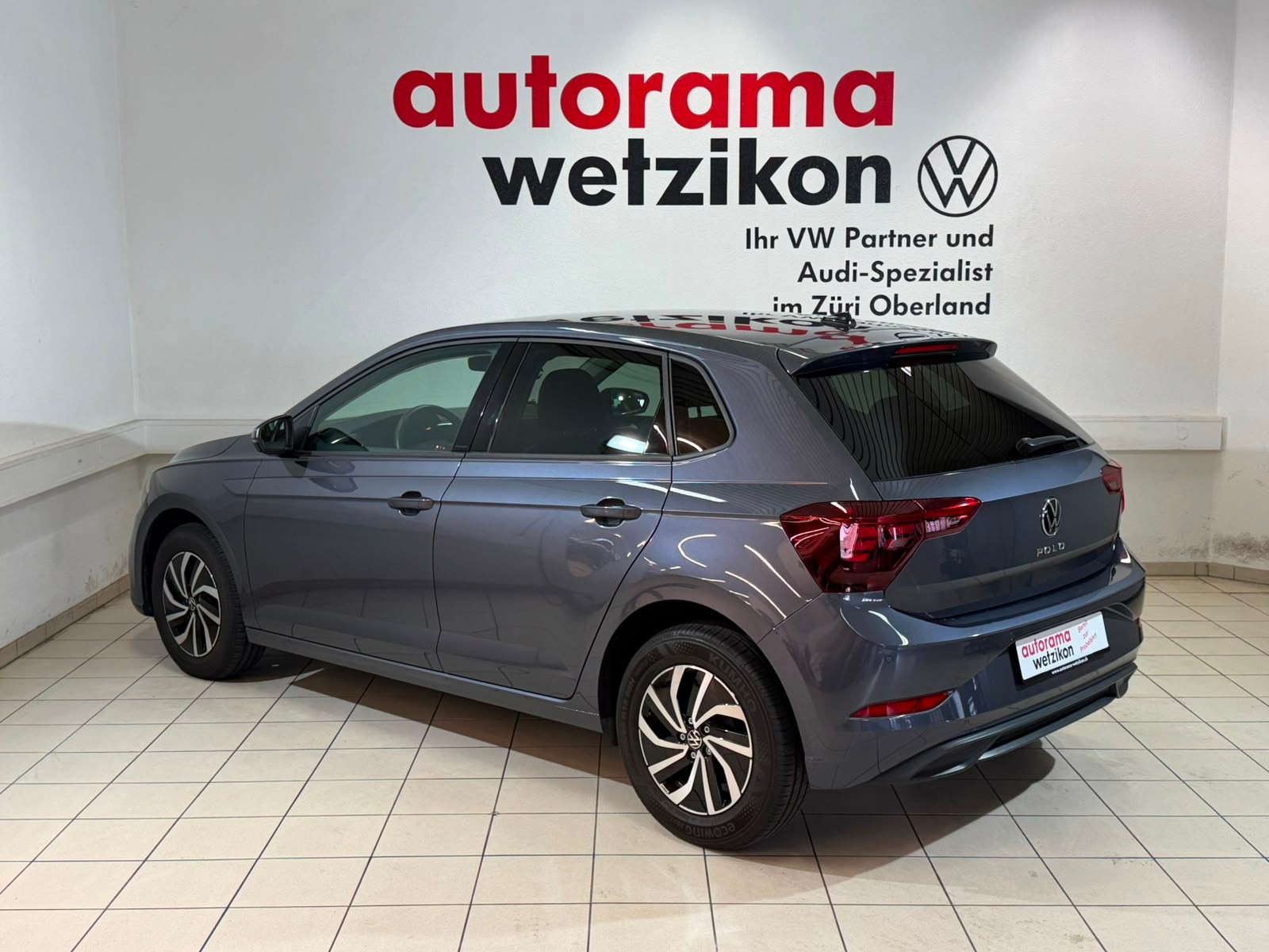 VW Polo 1.0 TSI Life-image-2