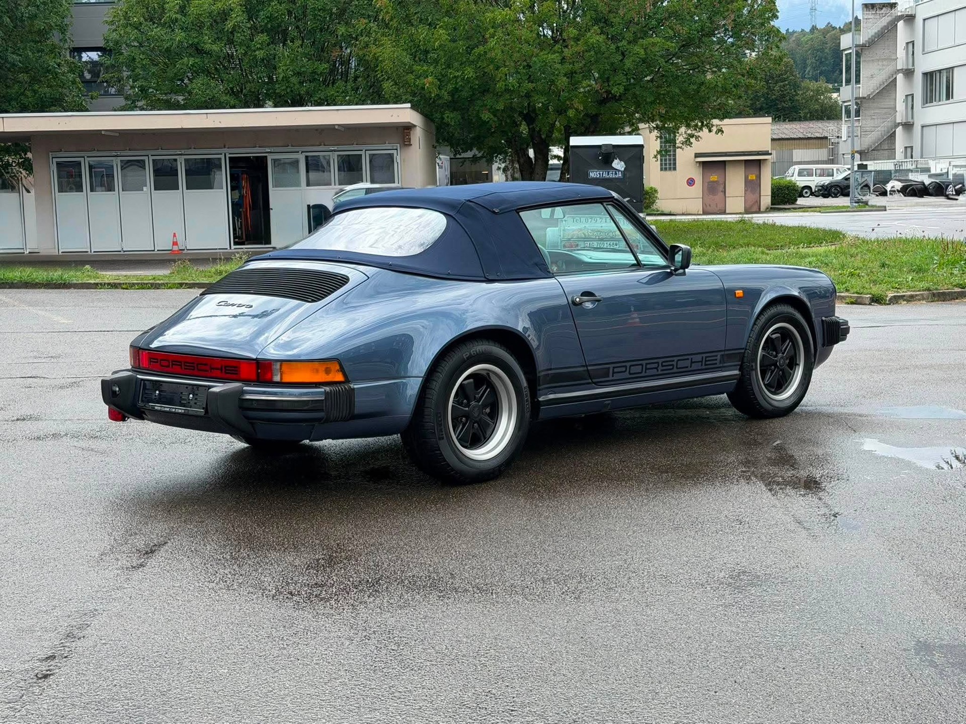 PORSCHE 911 Carrera Cabrio-image-6