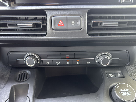 TOYOTA ProaceCityVan1.5DAc.MM4x4-image-12