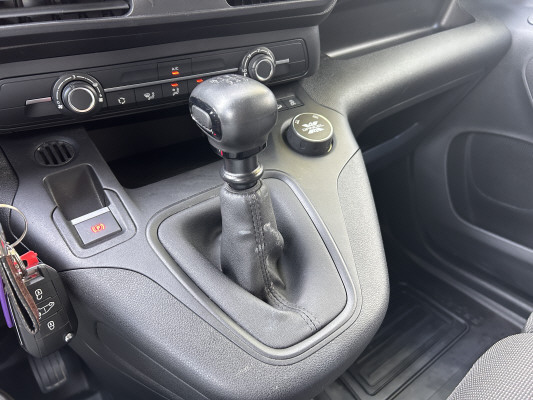 TOYOTA ProaceCityVan1.5DAc.MM4x4-image-11