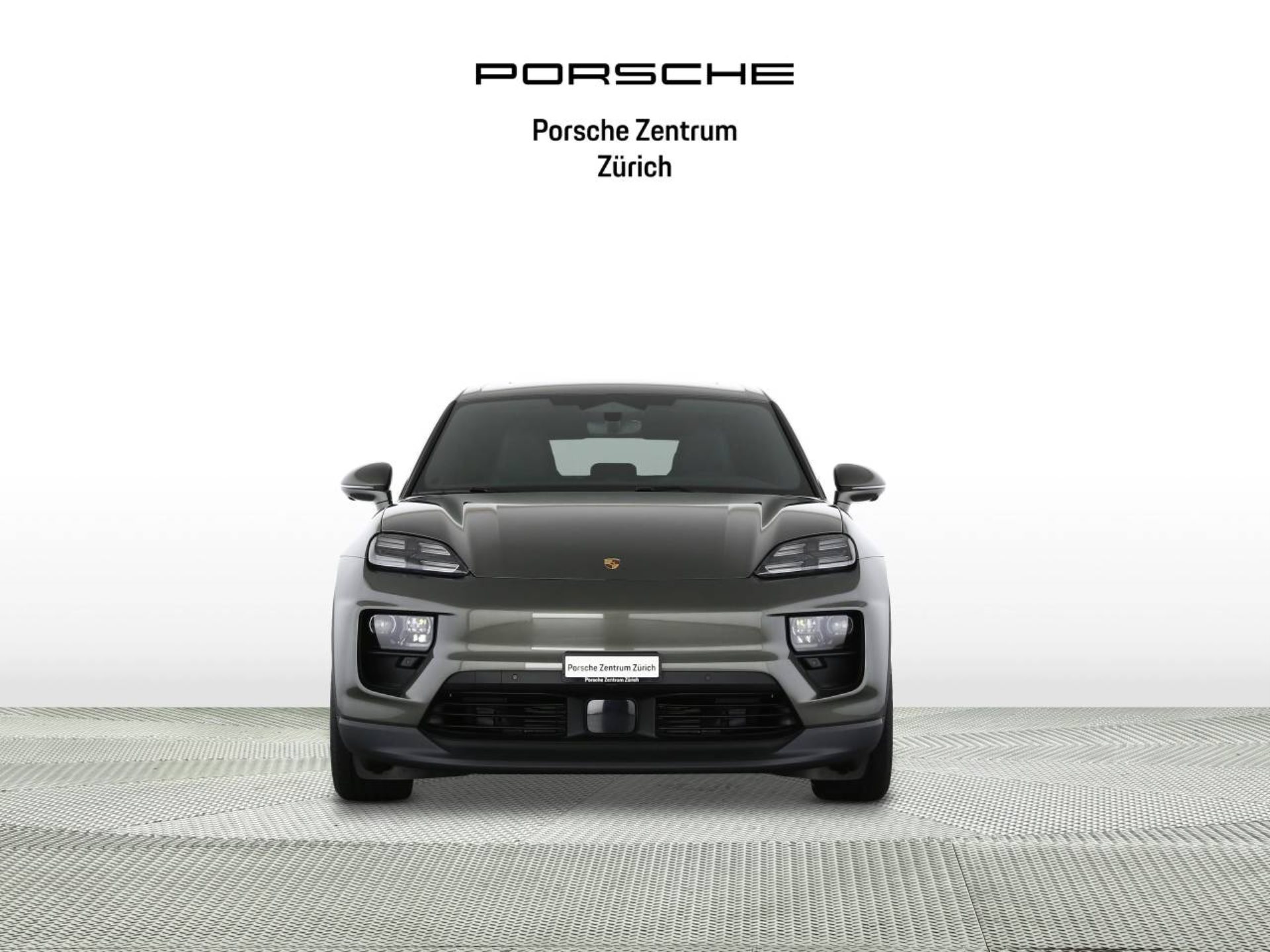 PORSCHE Macan 4S-image-5