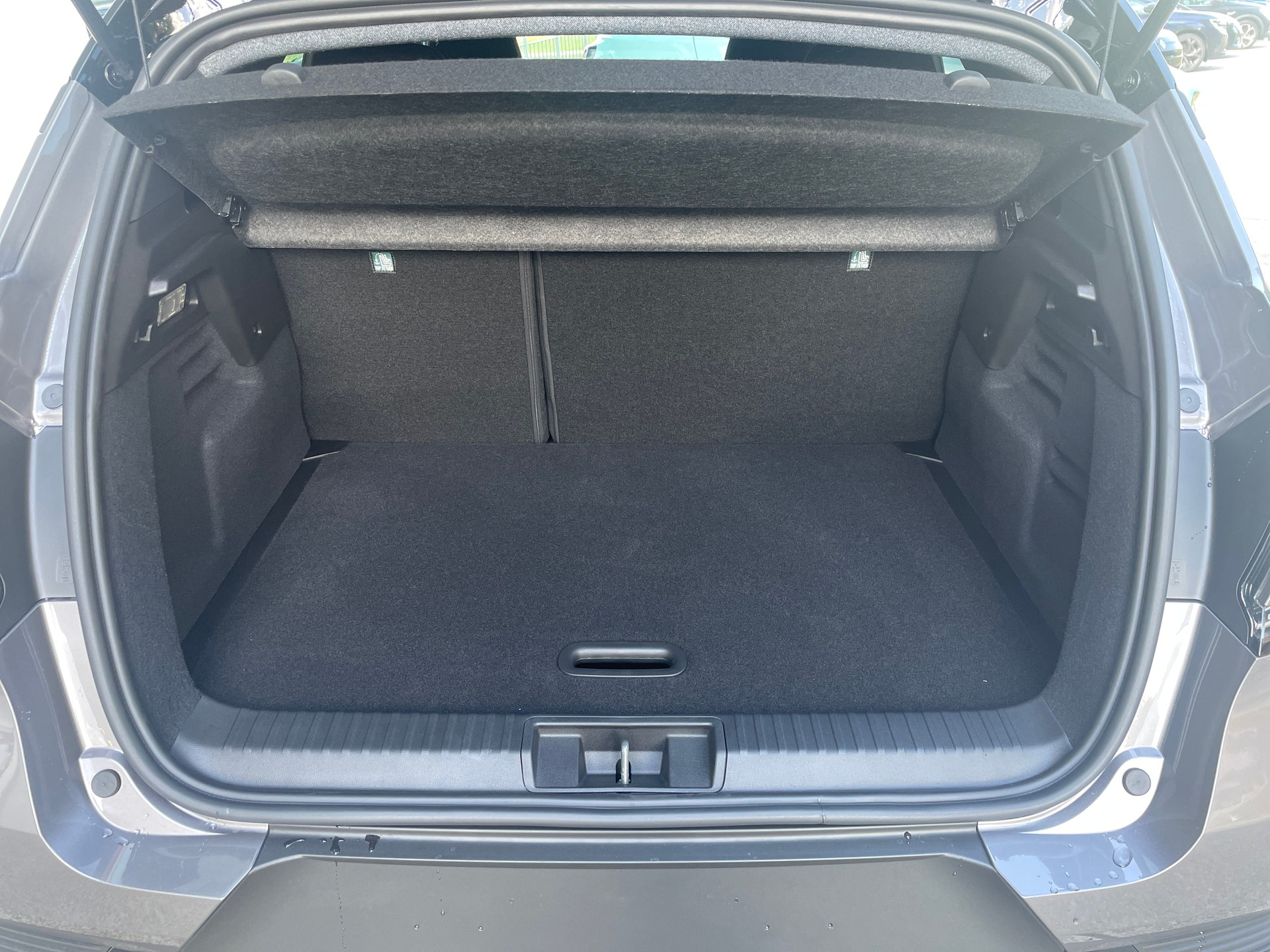 RENAULT Captur 1.8 E-Tech 160 Techno DHT-image-4