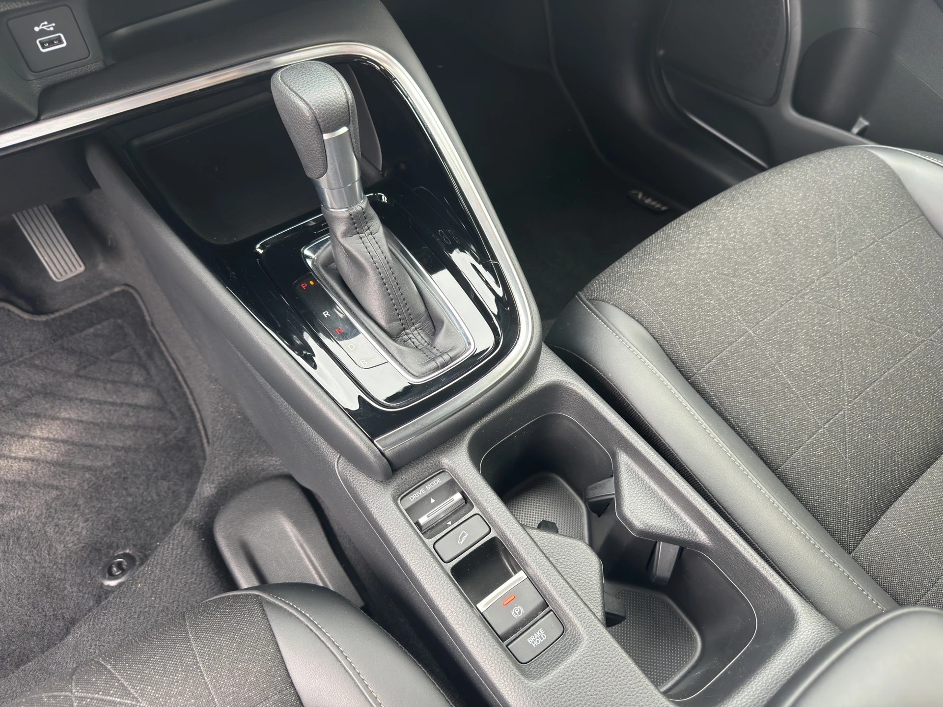 HONDA 1.5 i-MMD Advance-image-3