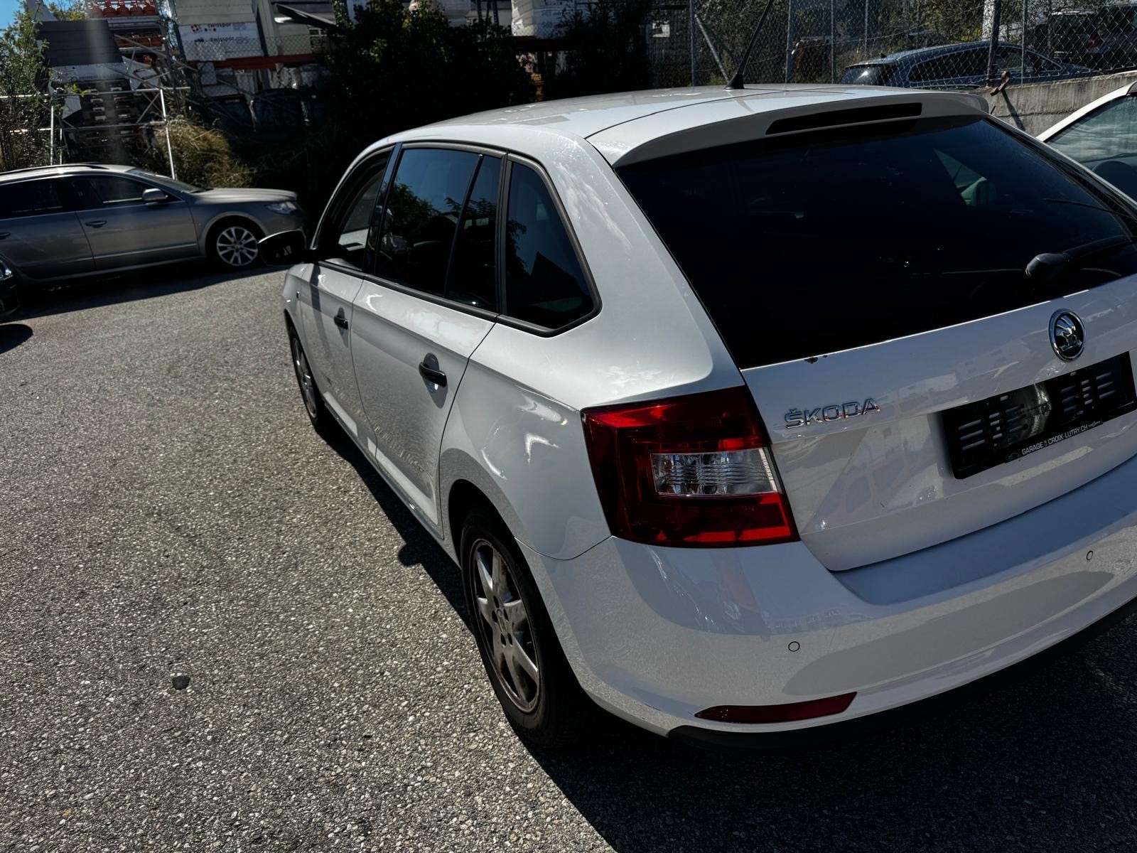 SKODA Rapid Spaceback 1.2 TSI Ambition-image-7