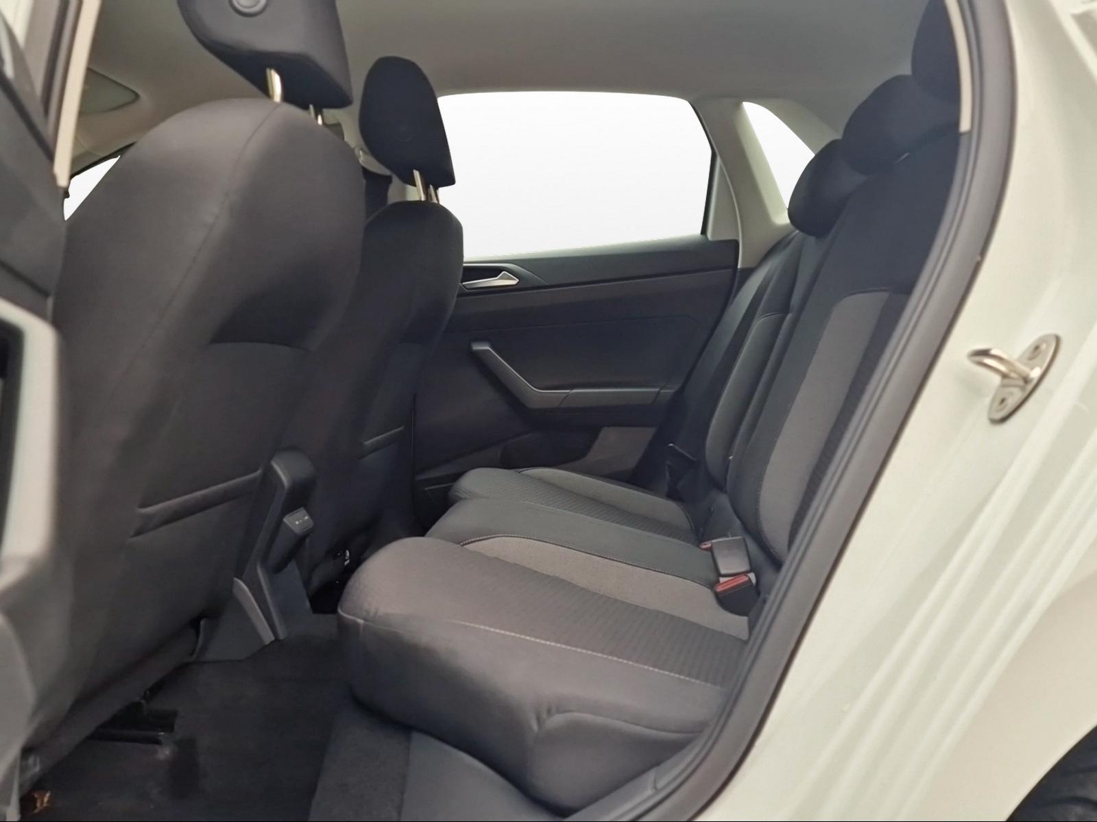VW Polo 1.0 TSI 110 Life DSG-image-12