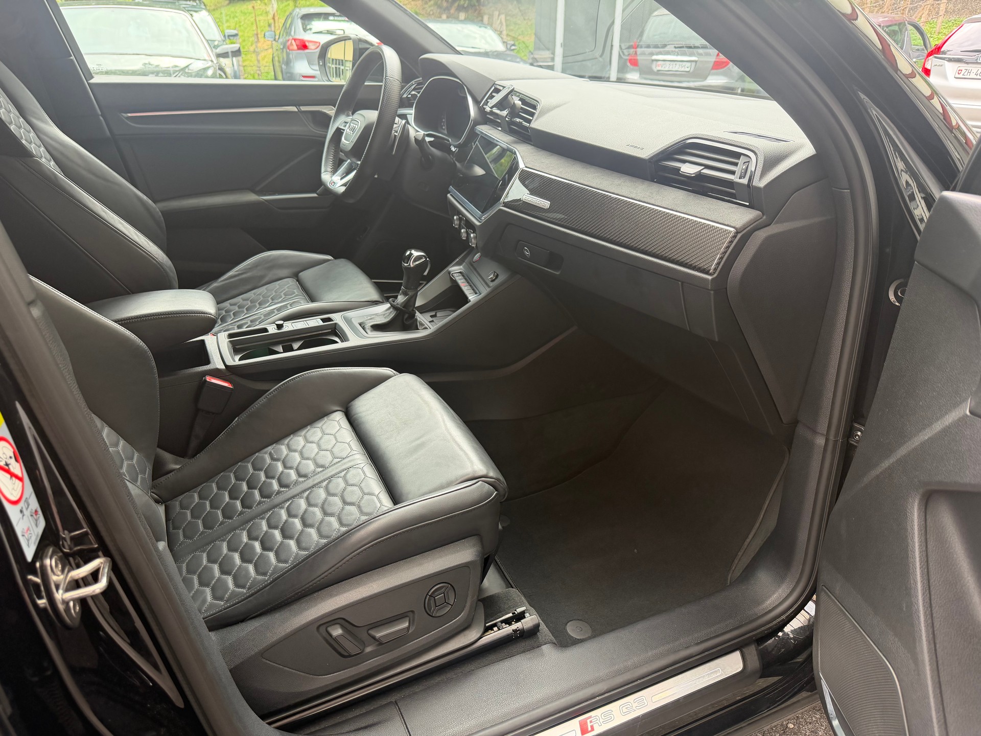 AUDI 2.5 TFSI quattro S-Tronic-image-3