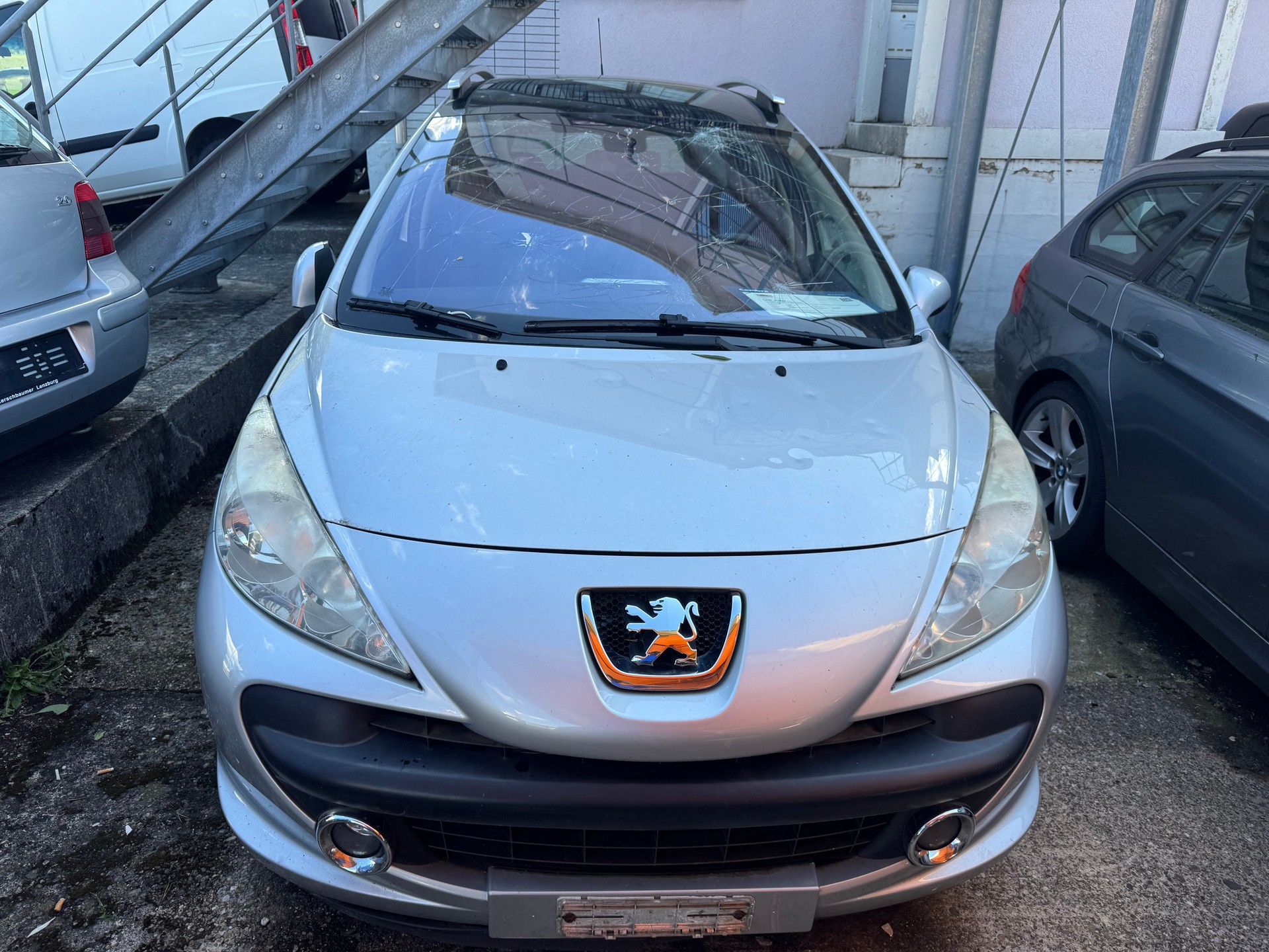 PEUGEOT 207 SW 1.6 16V Sport-image-1
