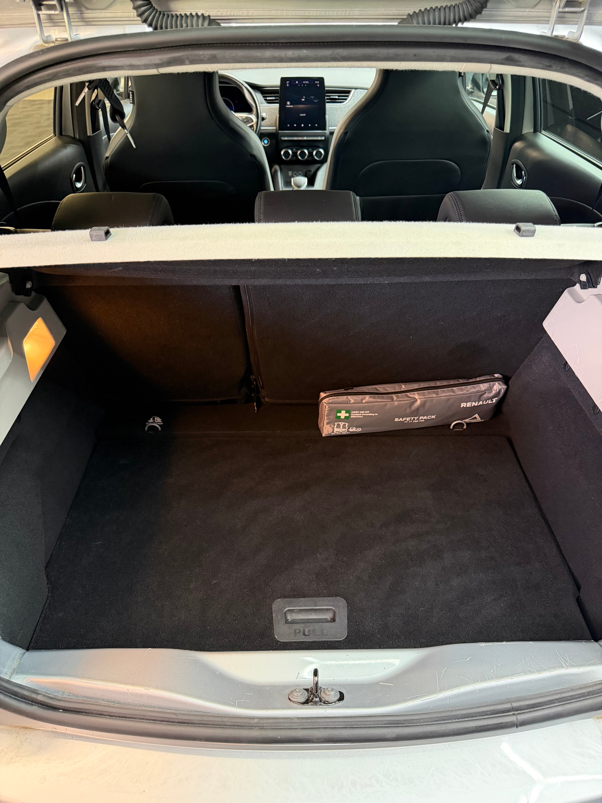 RENAULT Zoe Intens R135 (incl. Batterie)-image-19