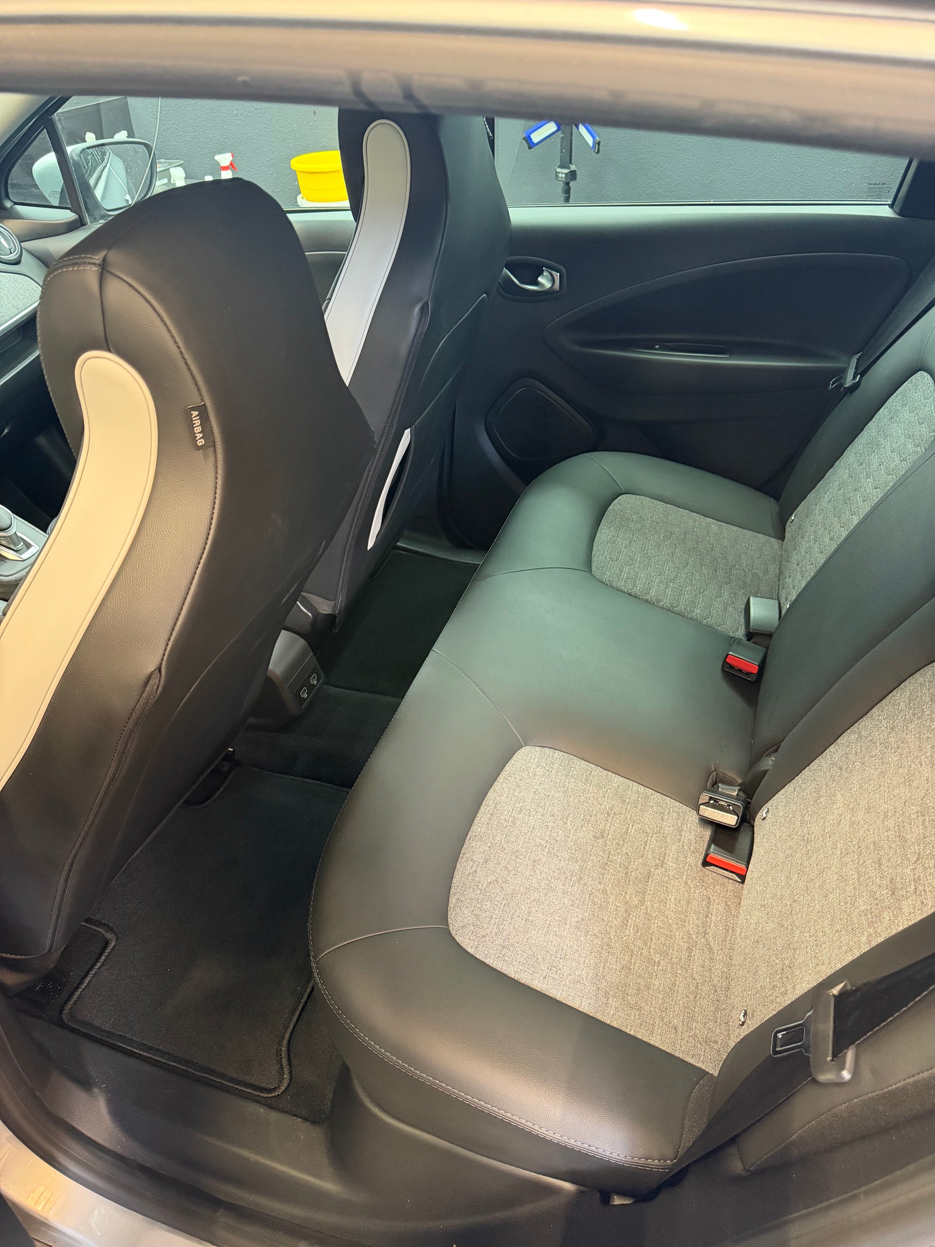 RENAULT Zoe Intens R135 (incl. Batterie)-image-9