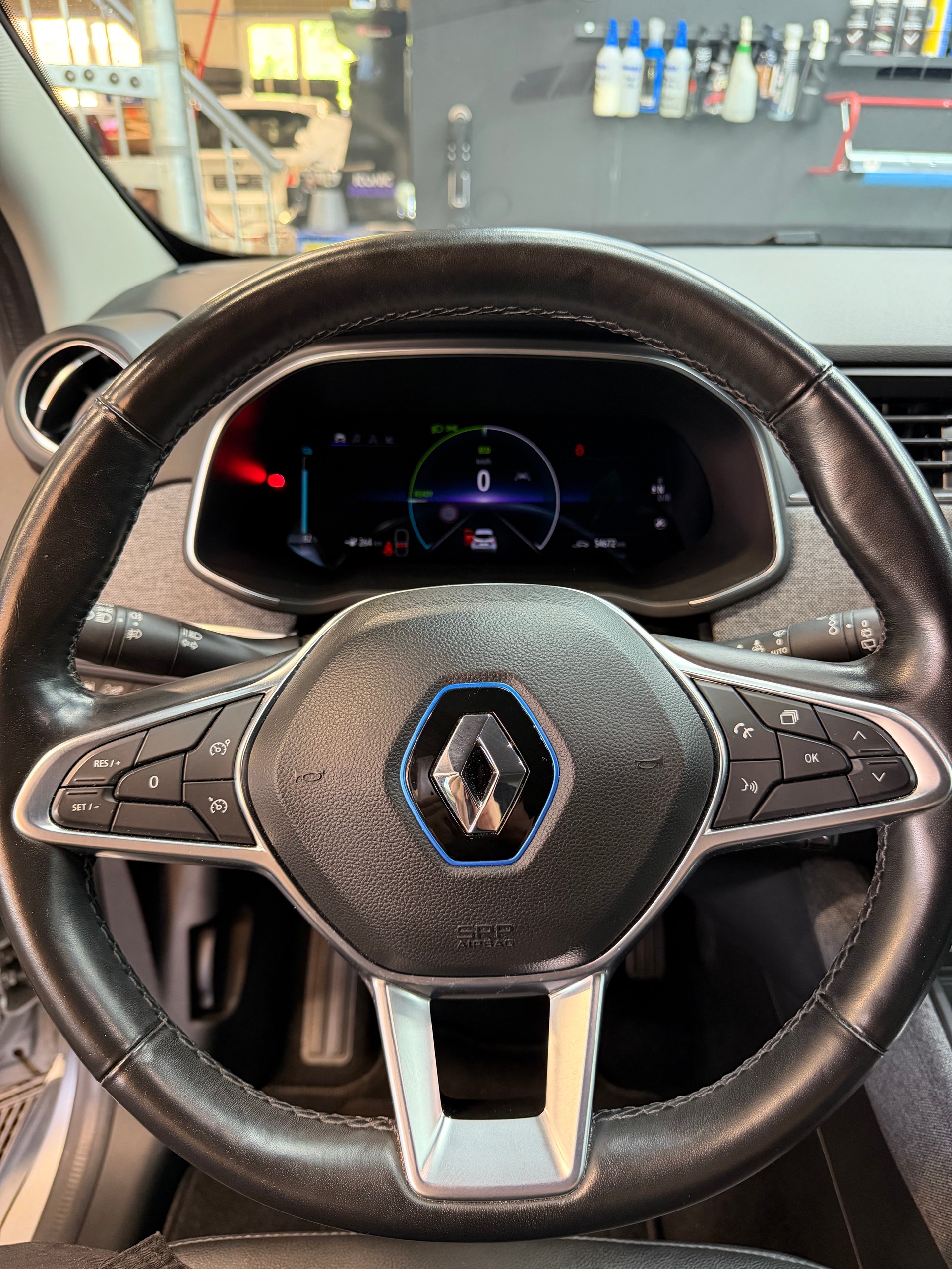 RENAULT Zoe Intens R135 (incl. Batterie)-image-11