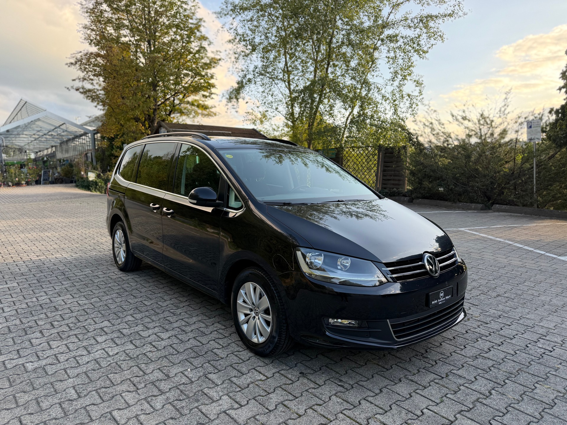 VW Sharan 2.0 TDI BMT Comfortline DSG-image-2