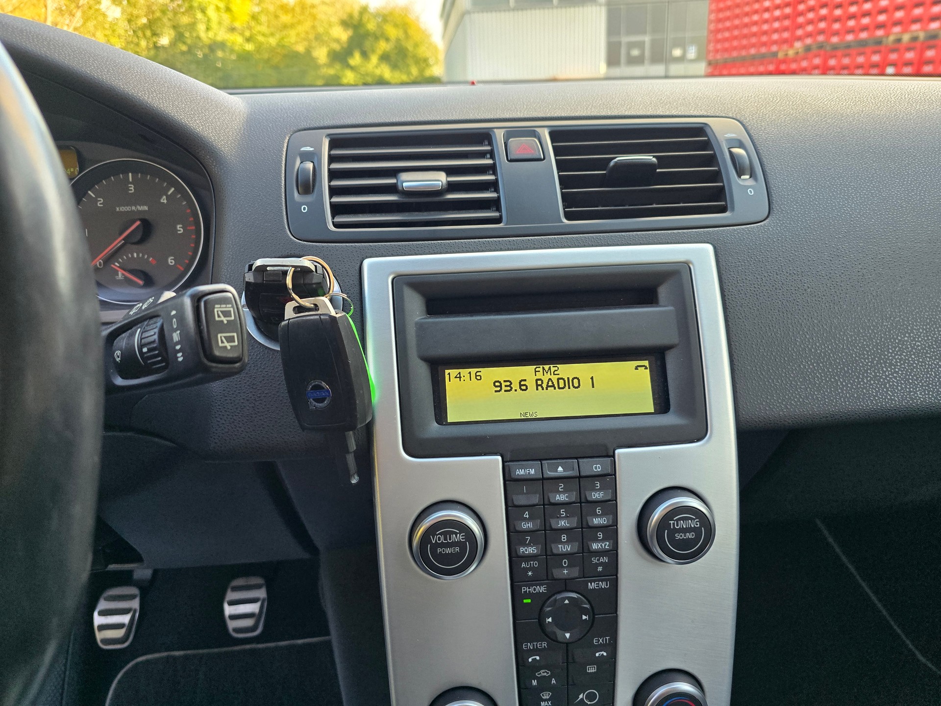 VOLVO V50 D2 Kinetic-image-21