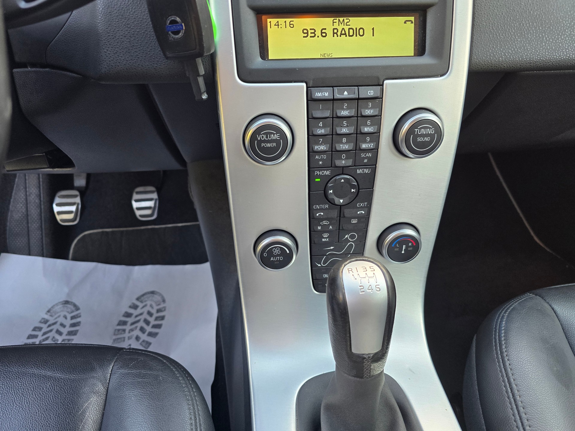 VOLVO V50 D2 Kinetic-image-20