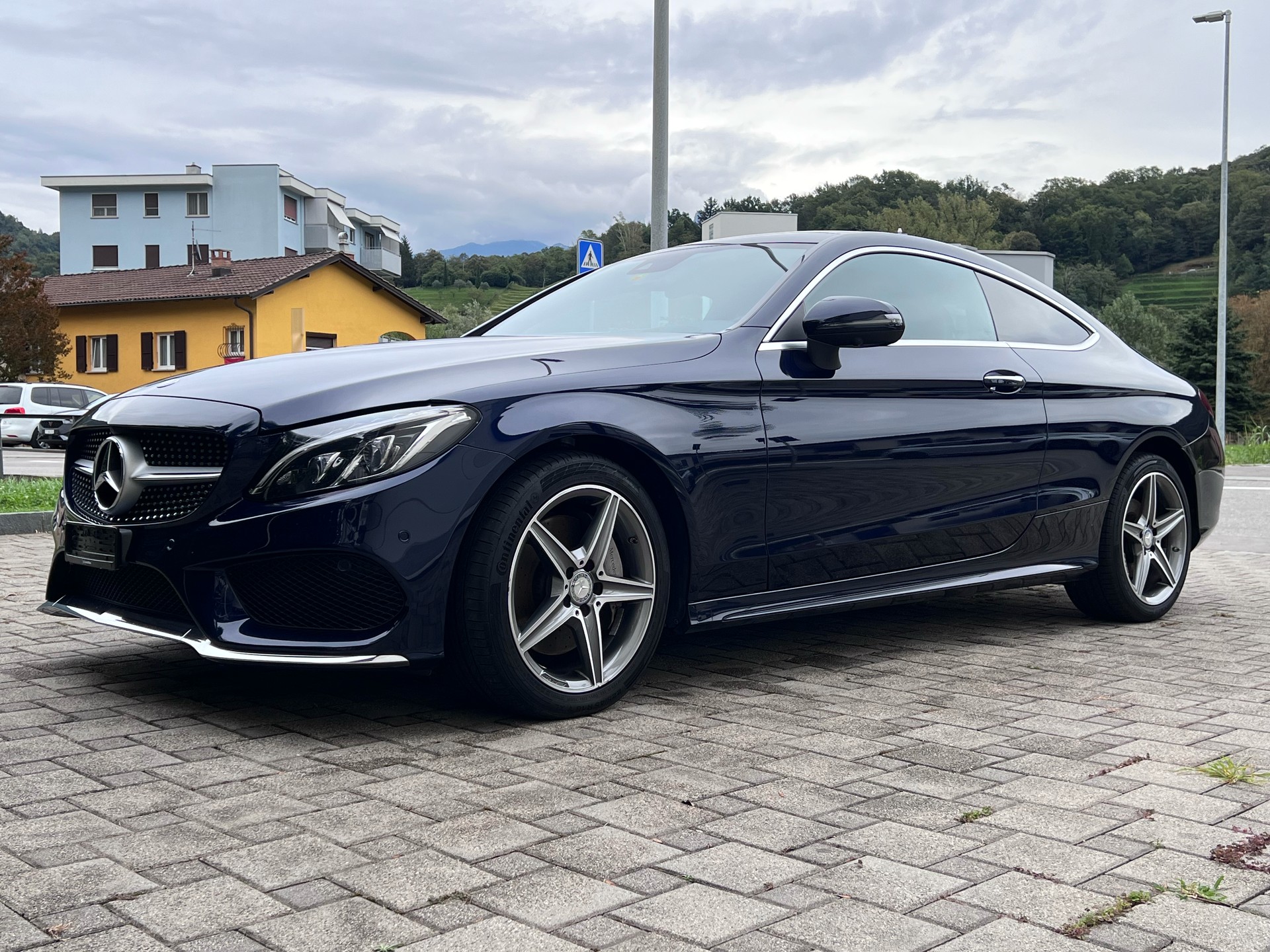 MERCEDES-BENZ C 300 AMG Line-image-0