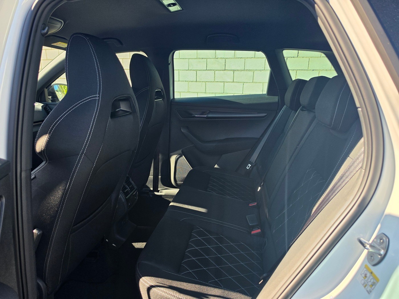 SKODA Karoq 2.0 TSI SportLine 4x4 DSG-image-8