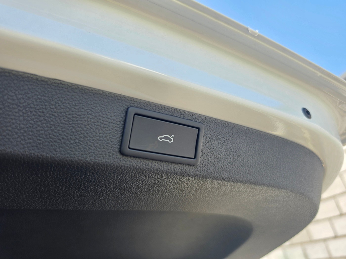 SKODA Karoq 2.0 TSI SportLine 4x4 DSG-image-6