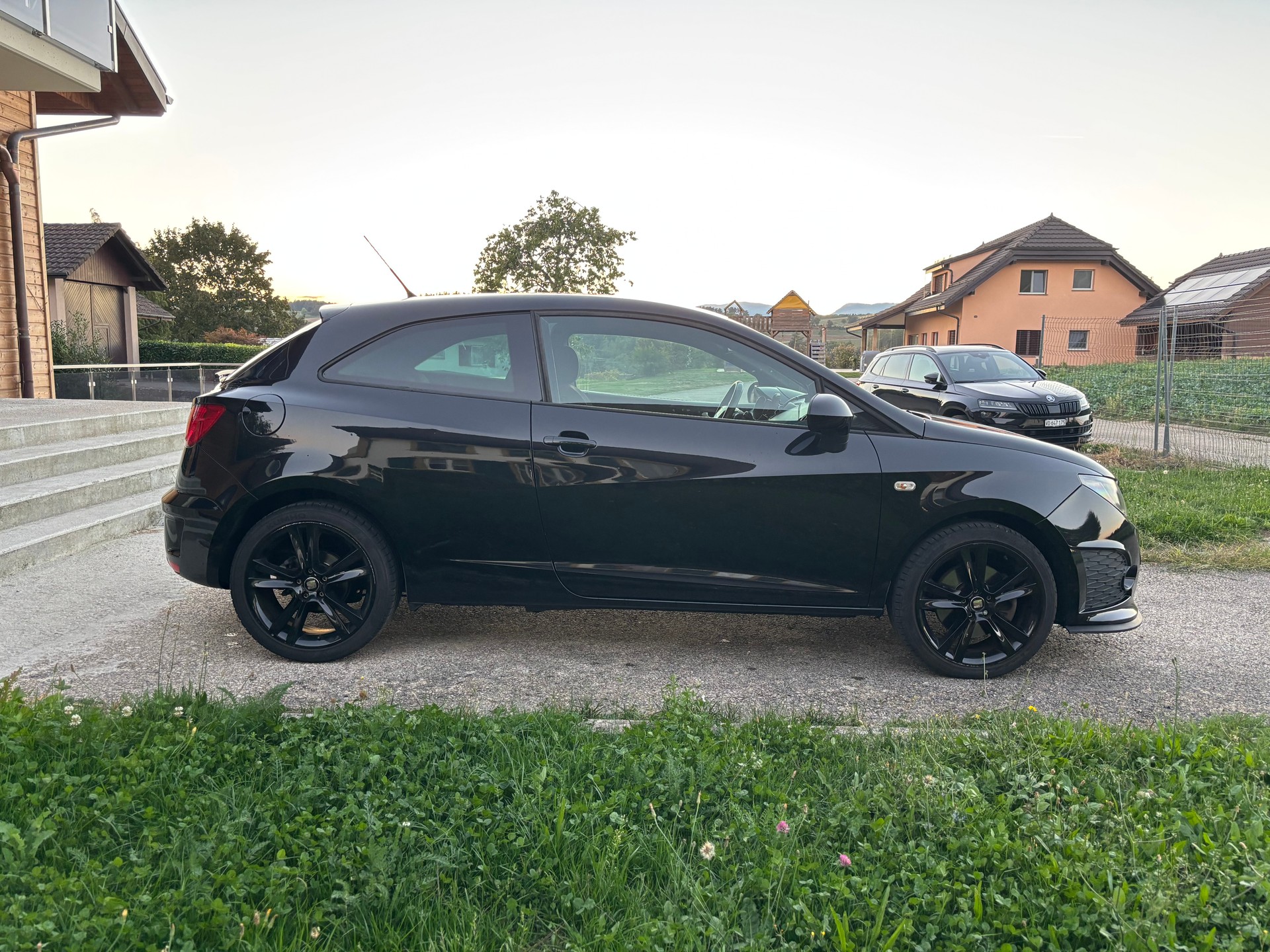 SEAT Ibiza SC 1.4 TSI Cupra R210 DSG-image-5