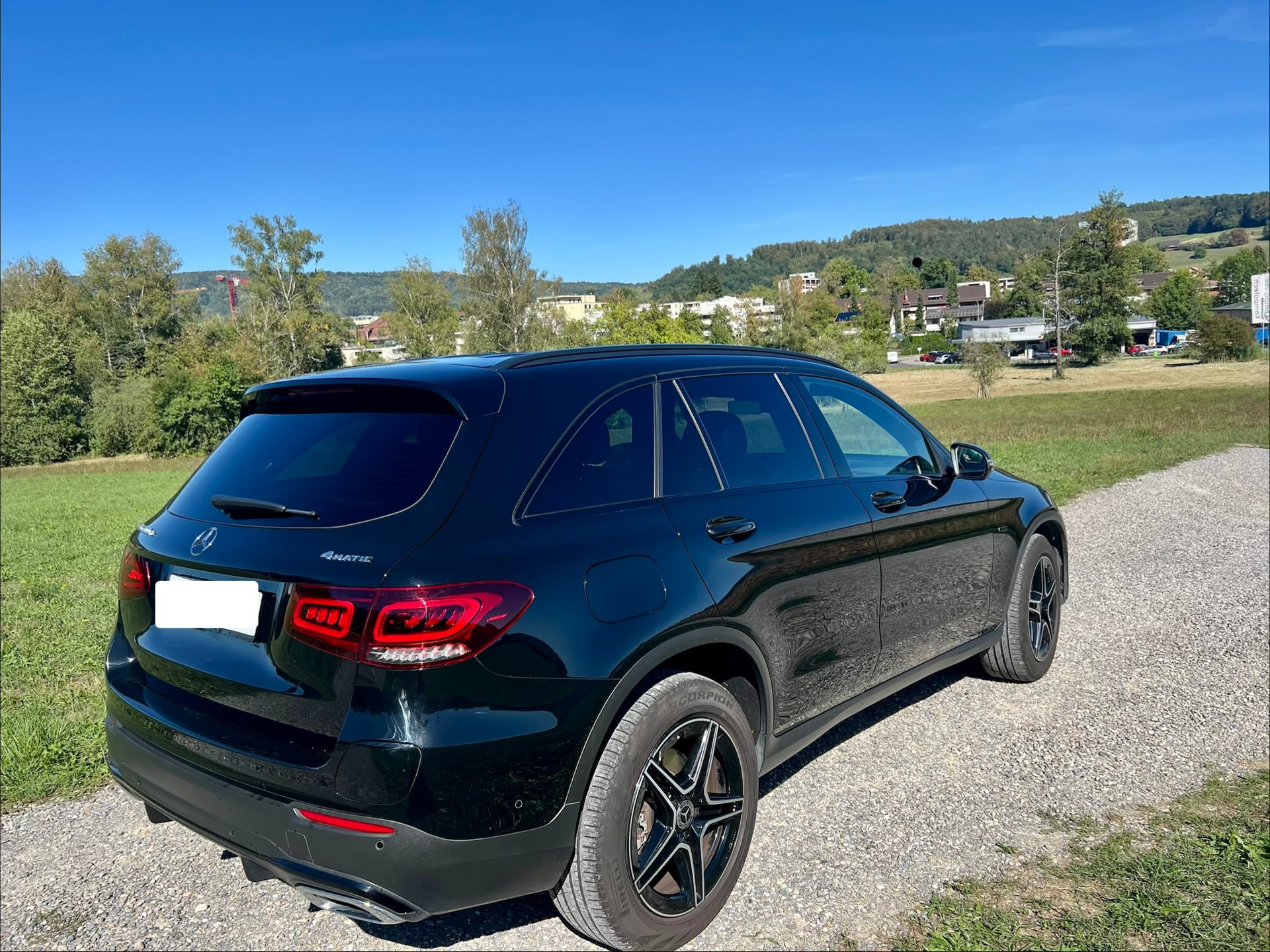 MERCEDES-BENZ GLC 300 de AMG Line 4m-image-16