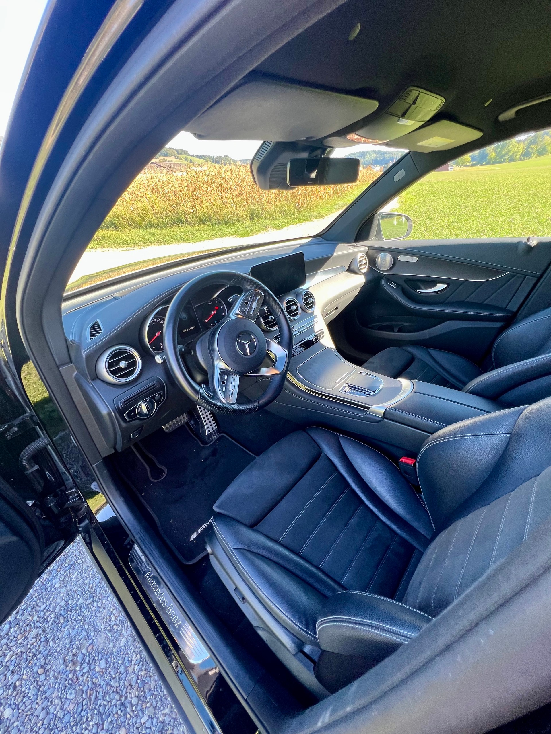 MERCEDES-BENZ GLC 300 de AMG Line 4m-image-18