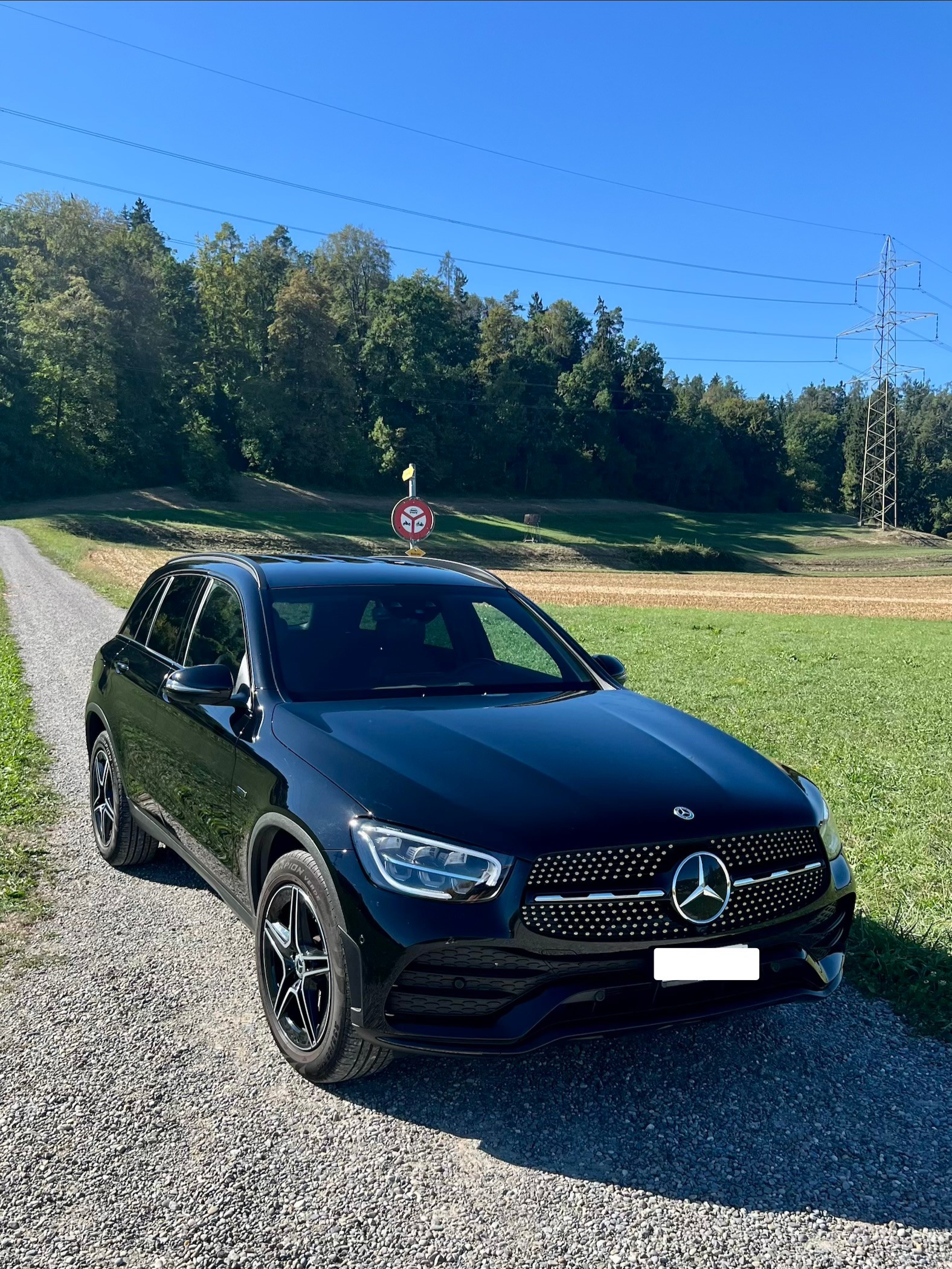 MERCEDES-BENZ GLC 300 de AMG Line 4m-image-7