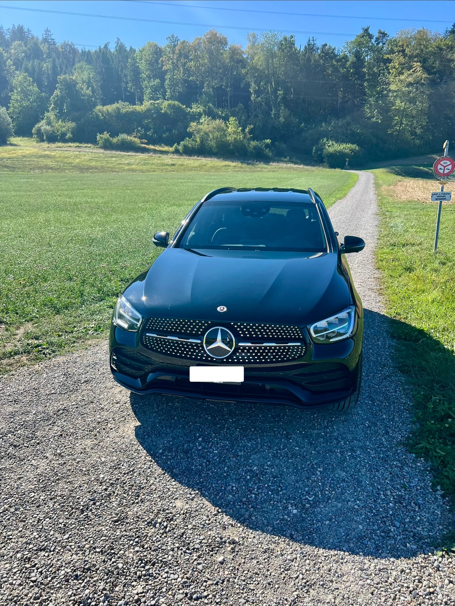 MERCEDES-BENZ GLC 300 de AMG Line 4m-image-6