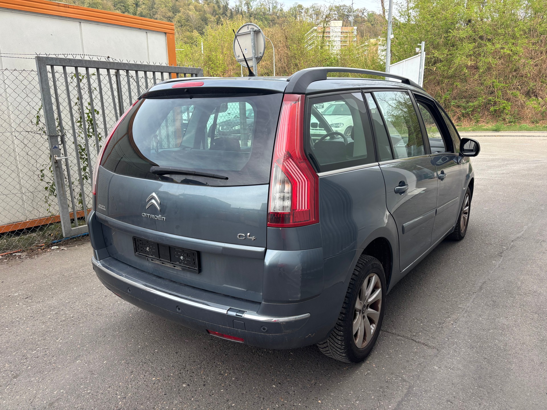 CITROEN Grand C4 Picasso 1.6 HDI 16V Attraction-image-3