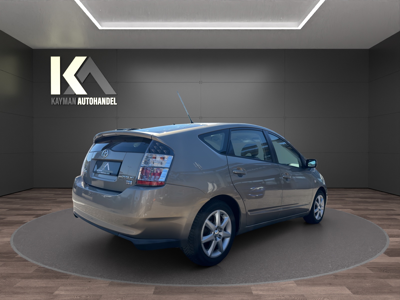 TOYOTA Prius 1.5 16V Hybrid-image-3