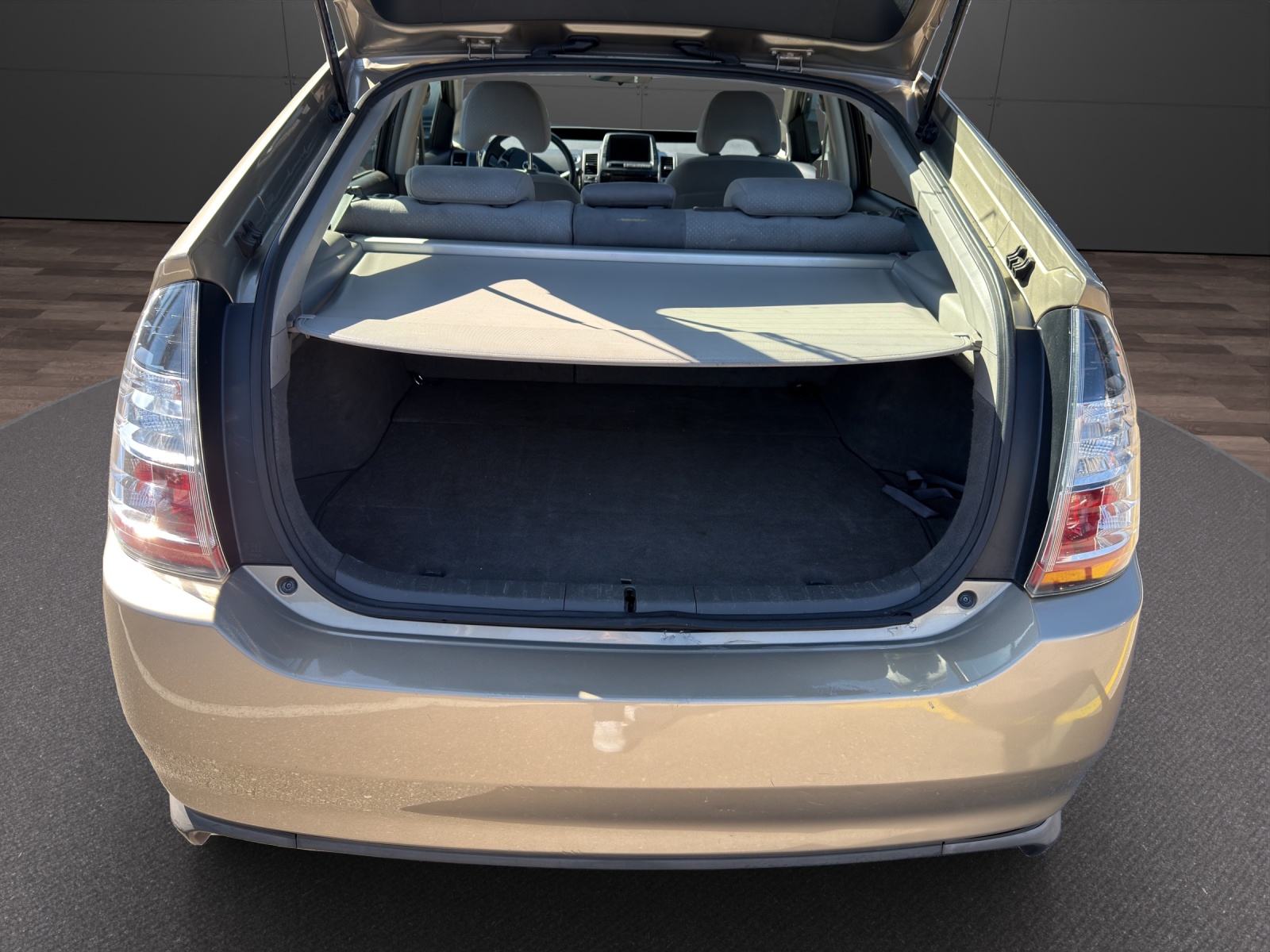 TOYOTA Prius 1.5 16V Hybrid-image-5