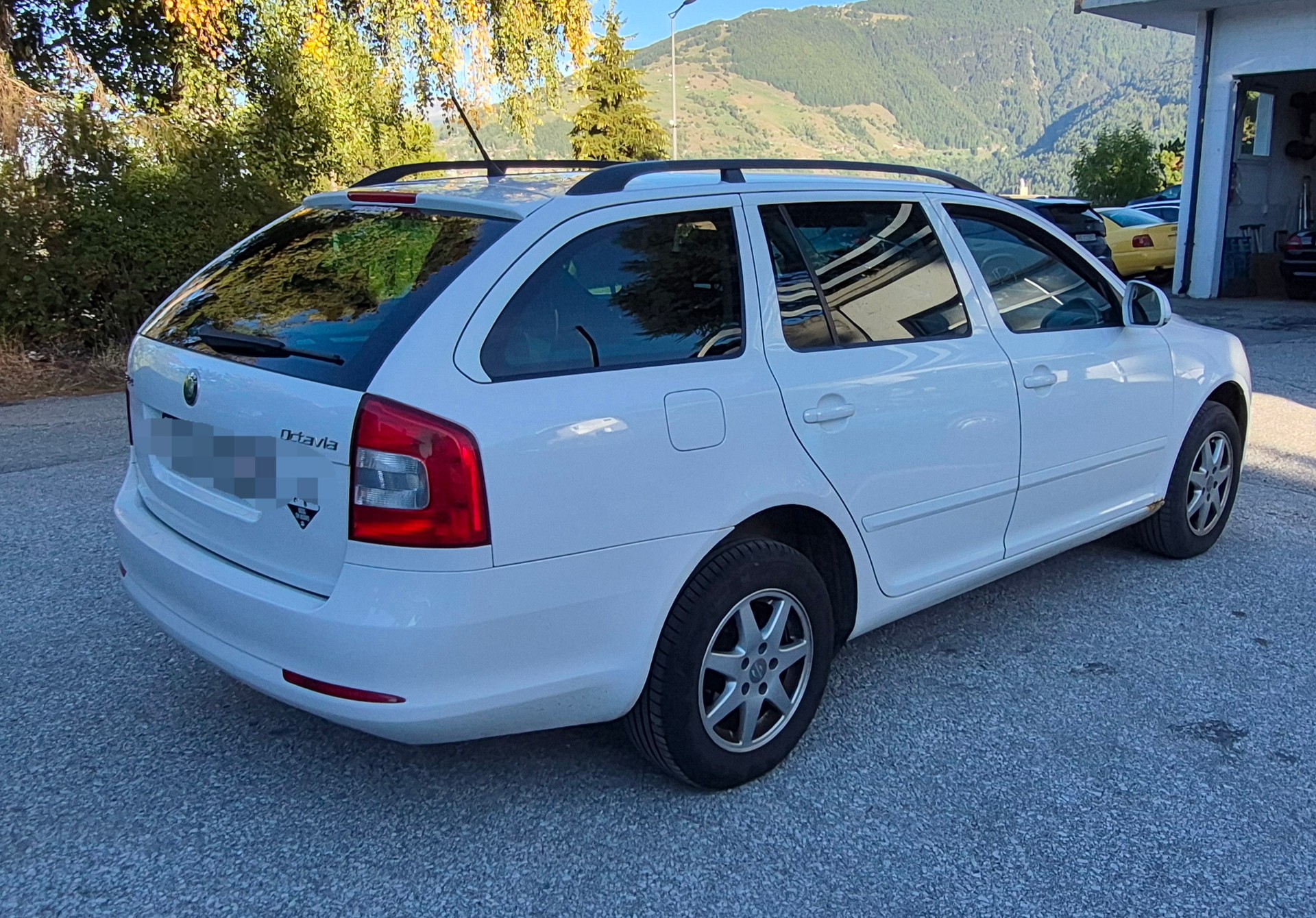 SKODA 1.8 T-FSI Arosa 4x4-image-1