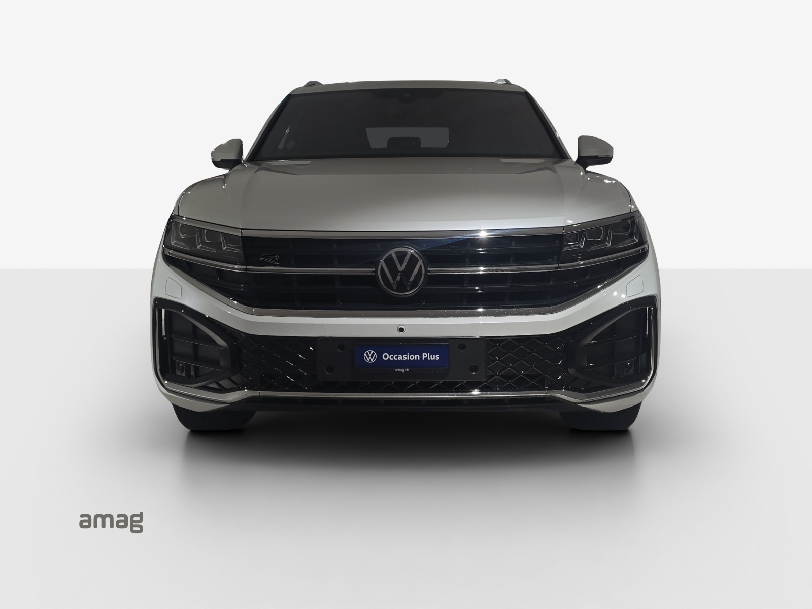 VW Touareg 3.0 TDI R-Line Tiptronic-image-6