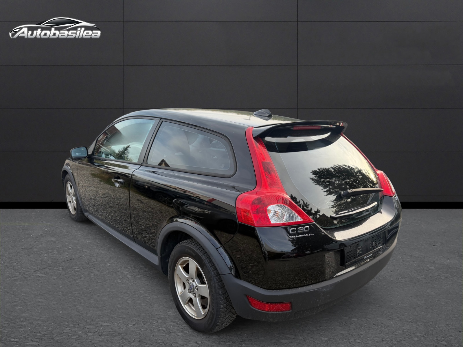 VOLVO C30 1.6D Kinetic-image-3