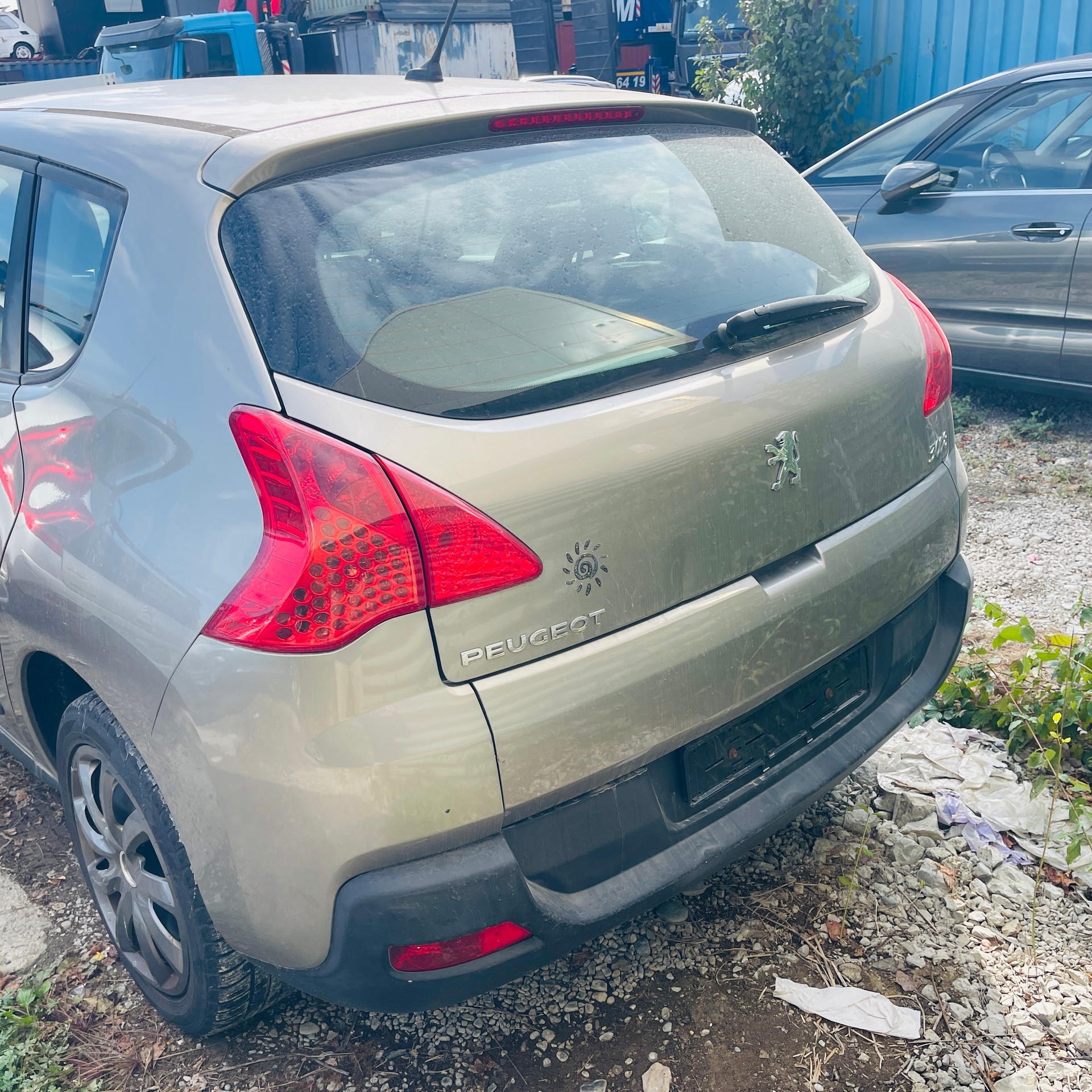 PEUGEOT 3008 1.6 16V VTI Trendy Clim-image-5