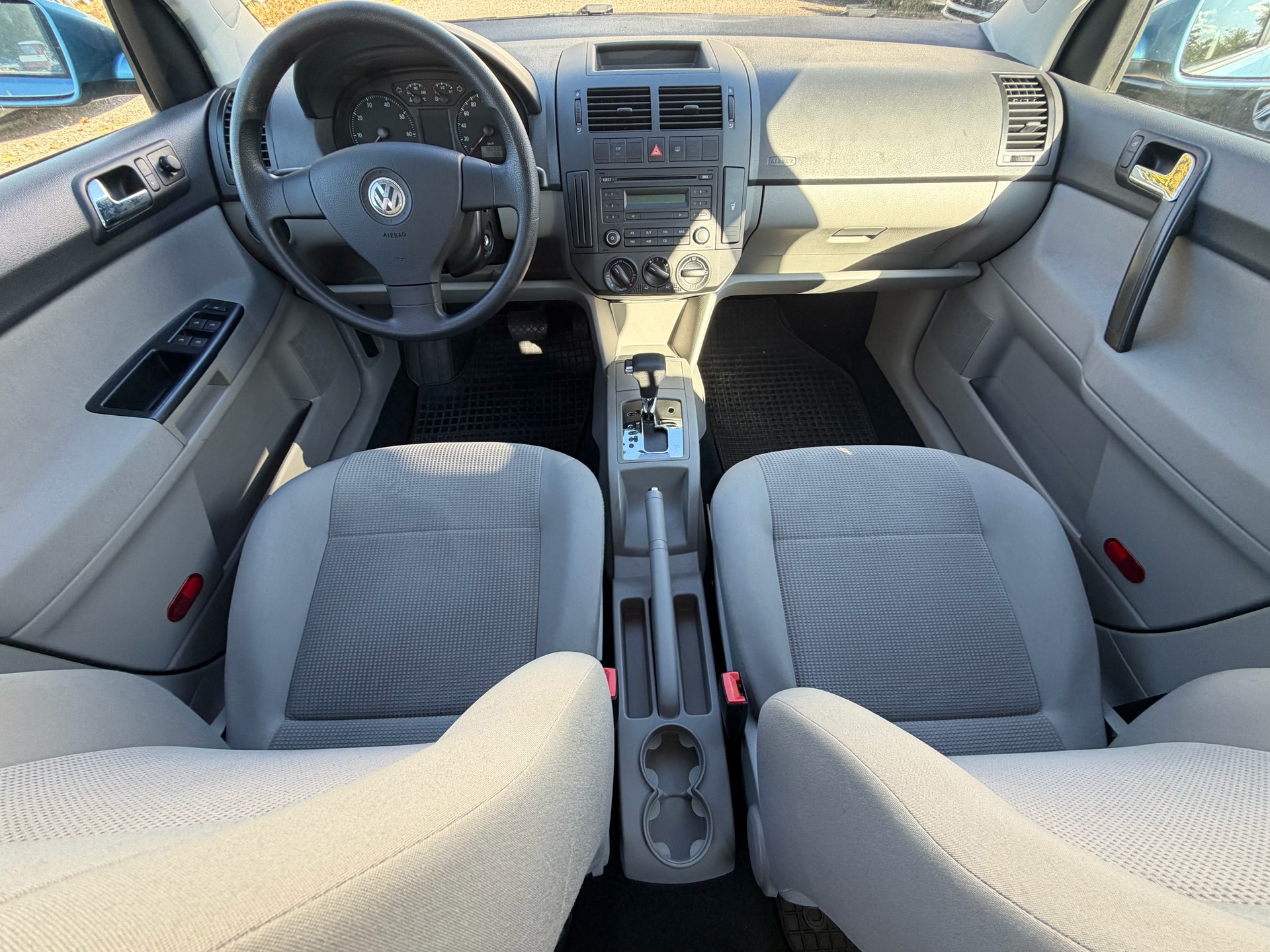 VW Polo 1.6 16V Comfortline-image-10