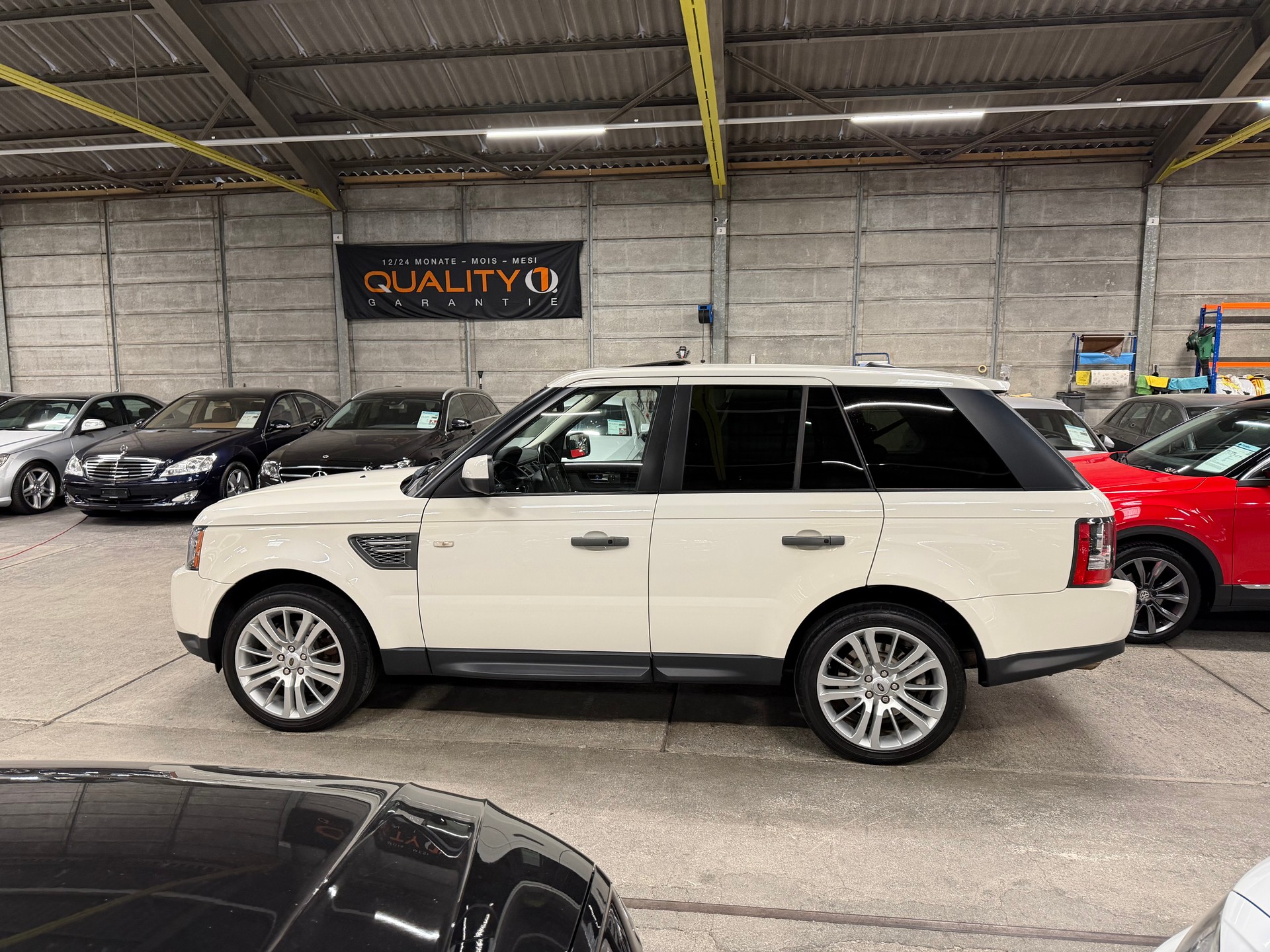 LAND ROVER Range Rover Sport 3.6 TDV8 Autobiography Automatic-image-7