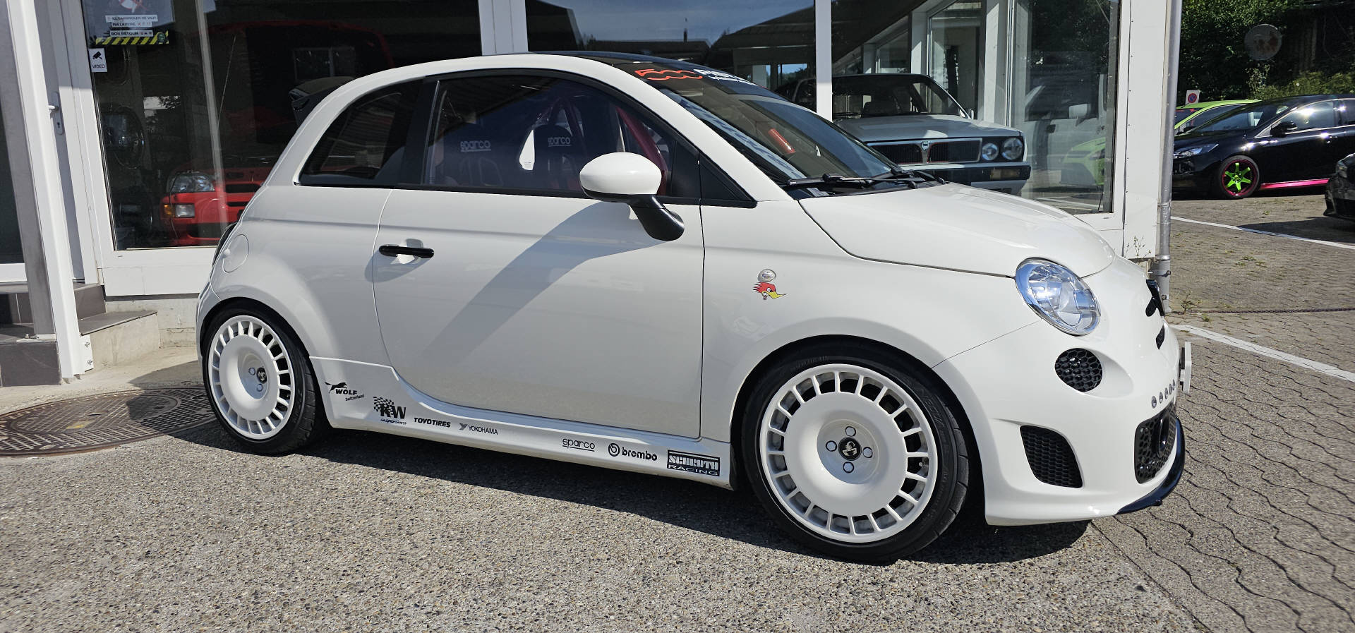 FIAT 500 Abarth 1.4 T-Jet 135-image-3