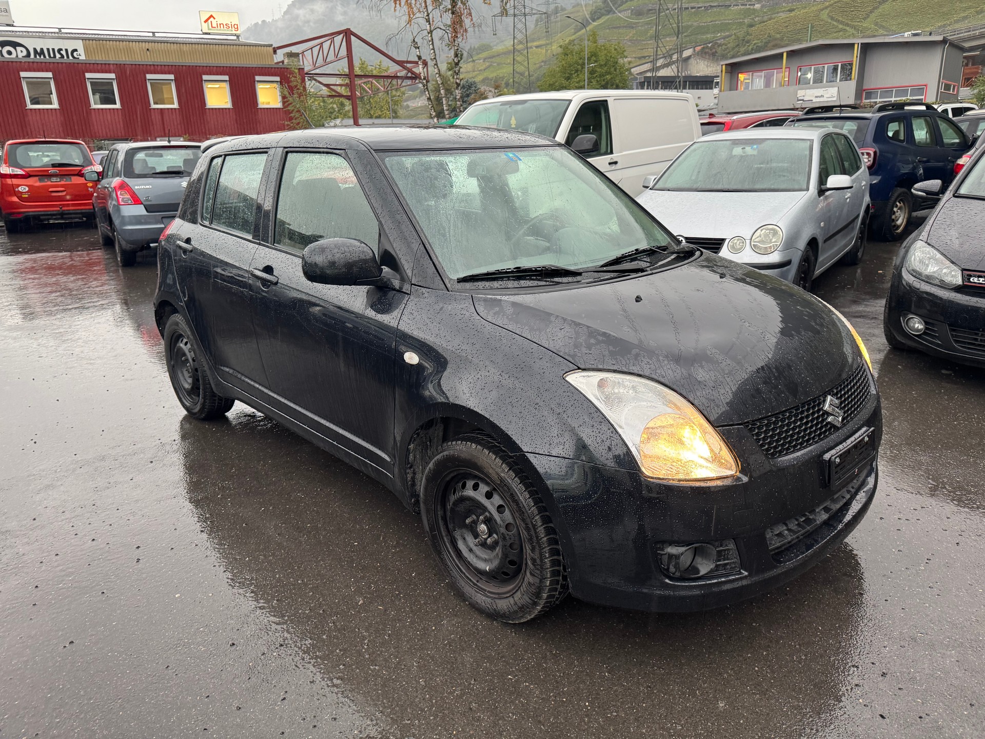 SUZUKI Swift 1.3i 16V GL Top 4x4-image-2