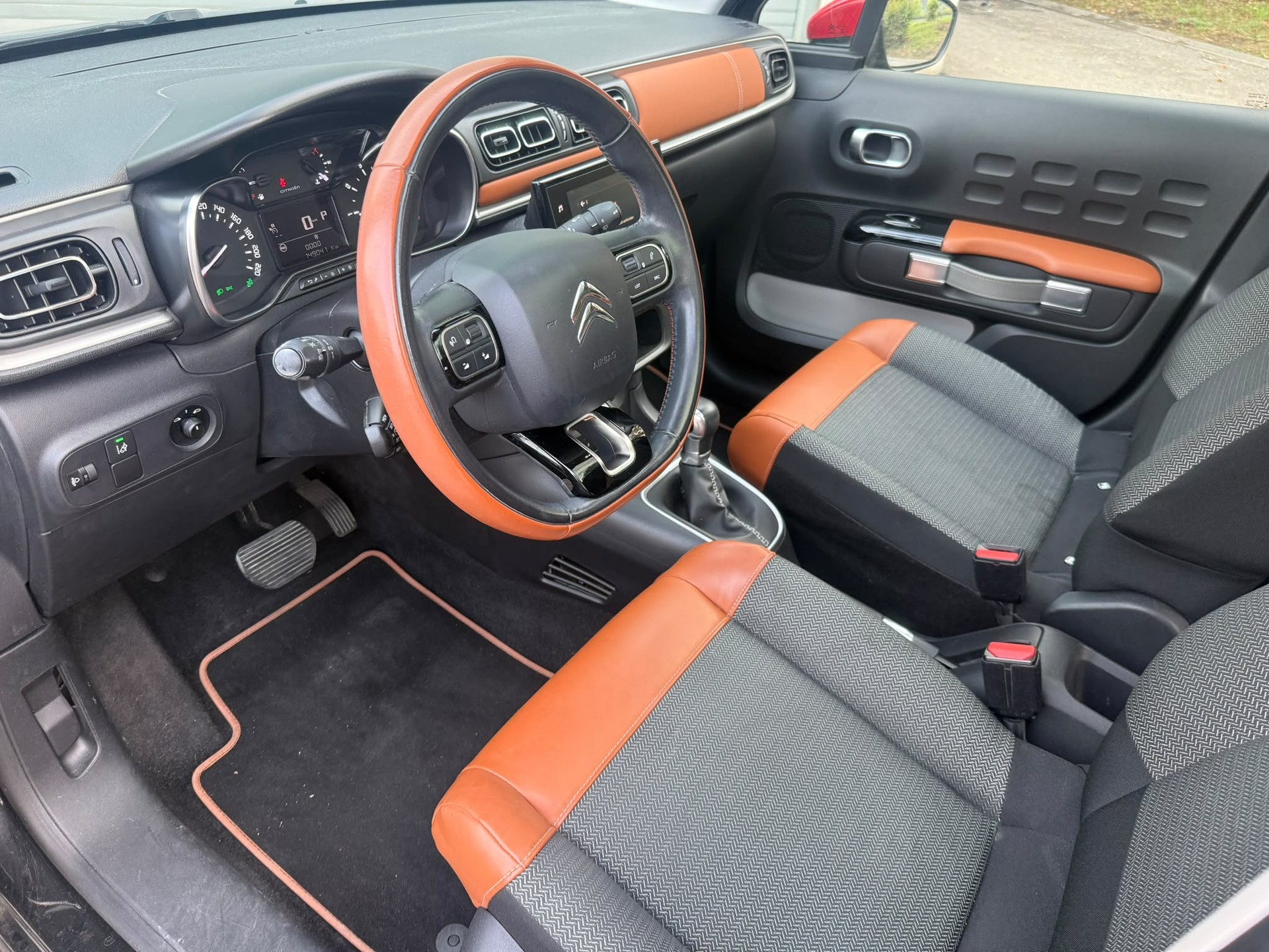 CITROEN C3 1.2i PureTech Shine-image-7