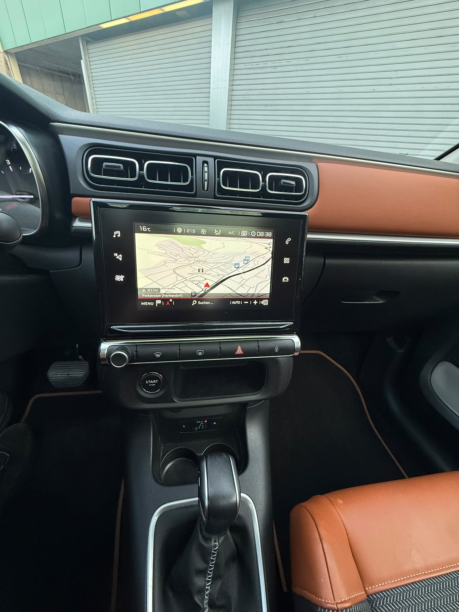 CITROEN C3 1.2i PureTech Shine-image-5