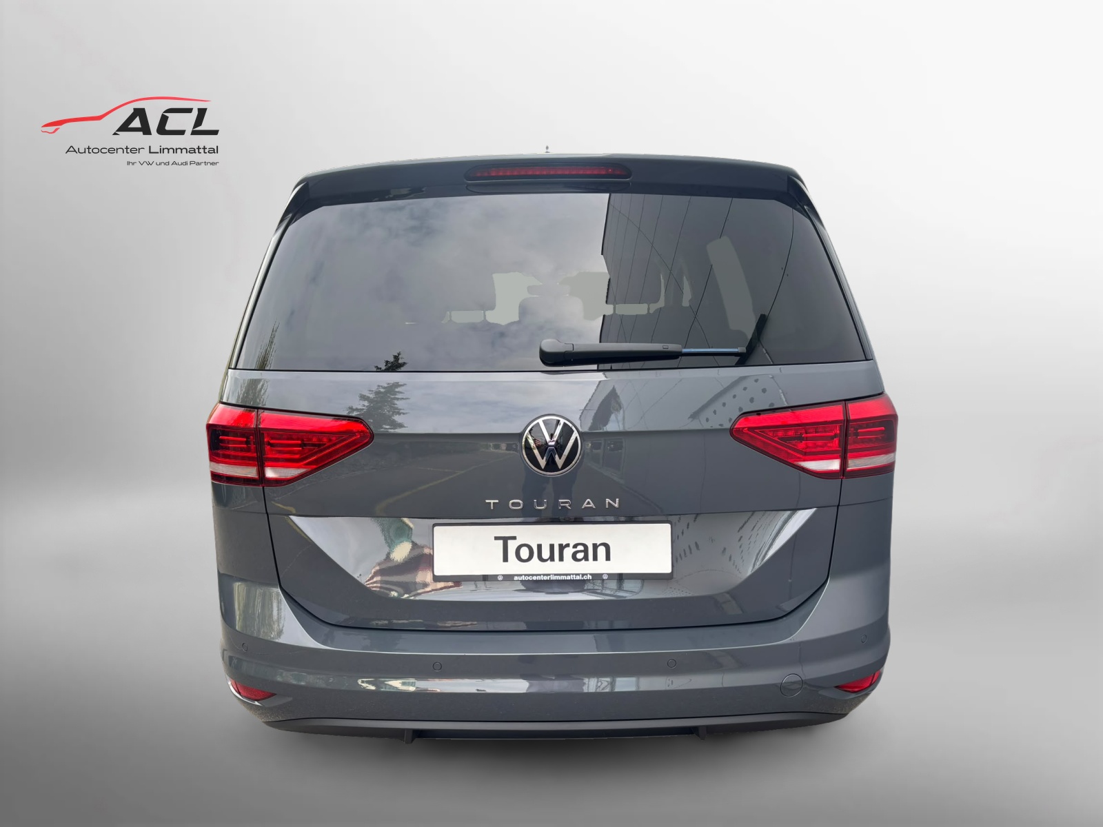 VW Touran 1.5TSI 150PS Highline United DSG-image-8
