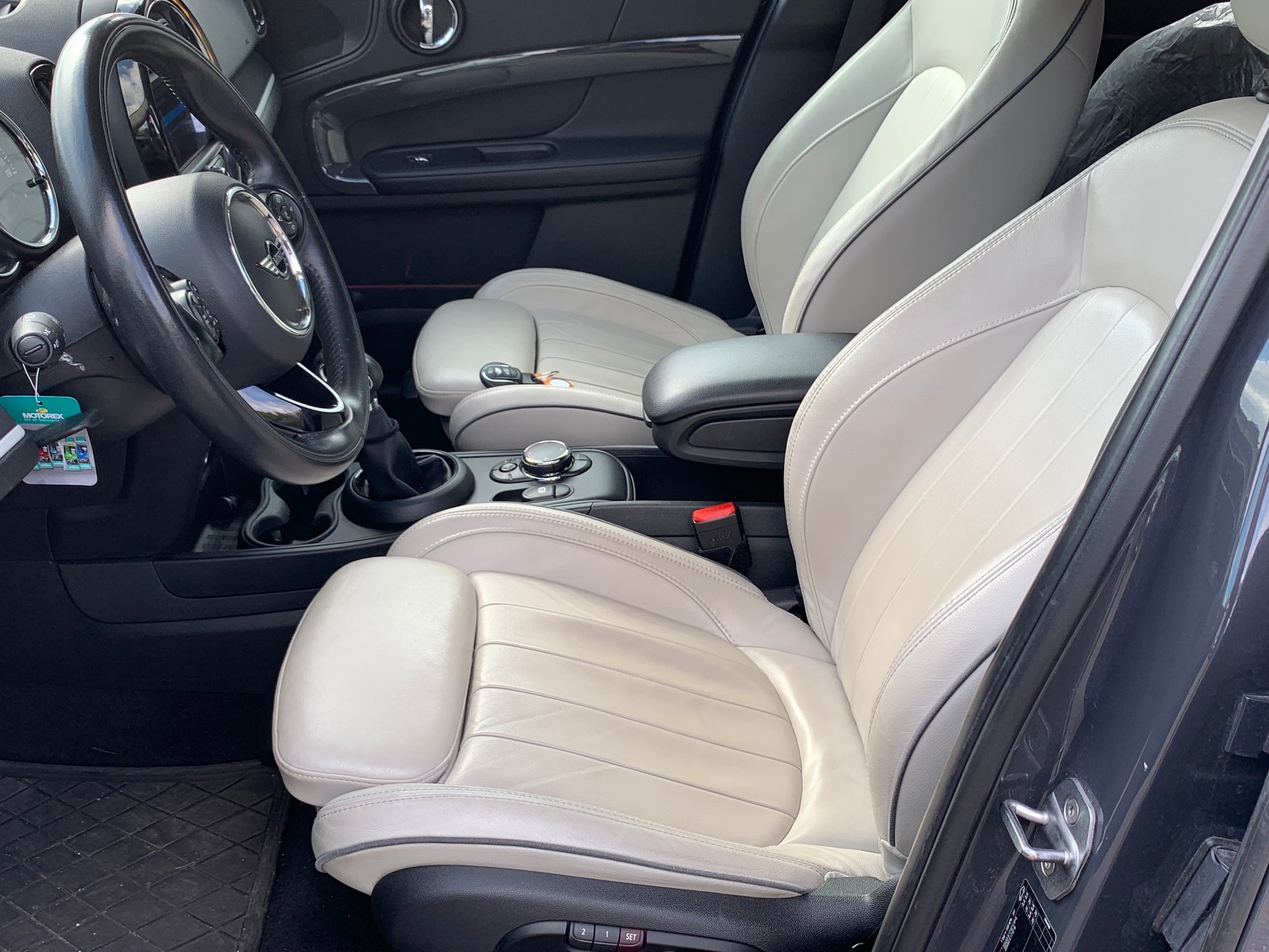 MINI Countryman Cooper S E ALL4 Steptronic-image-7