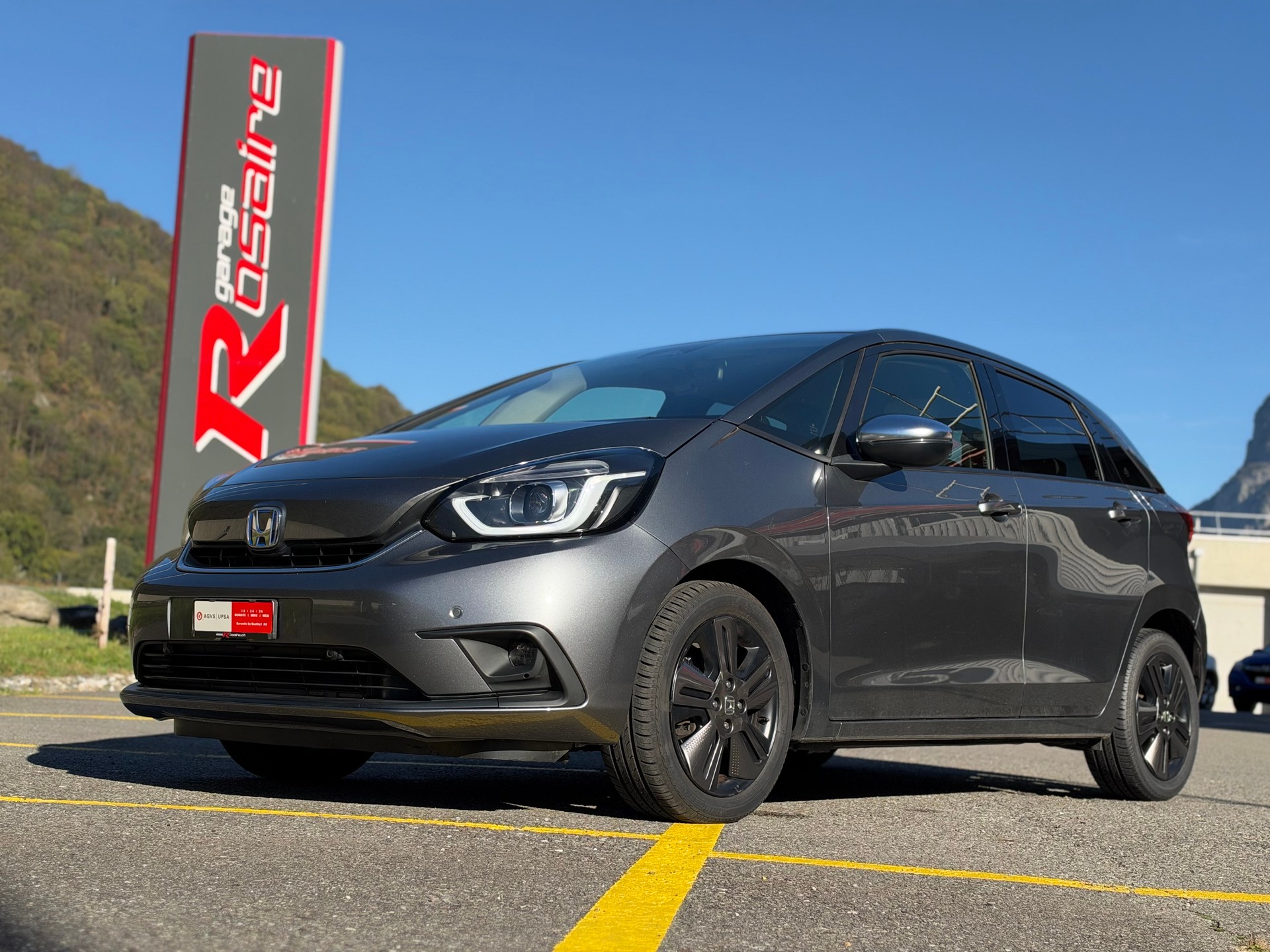 HONDA Jazz 1.5i-MMD Executive E-CVT-image-0