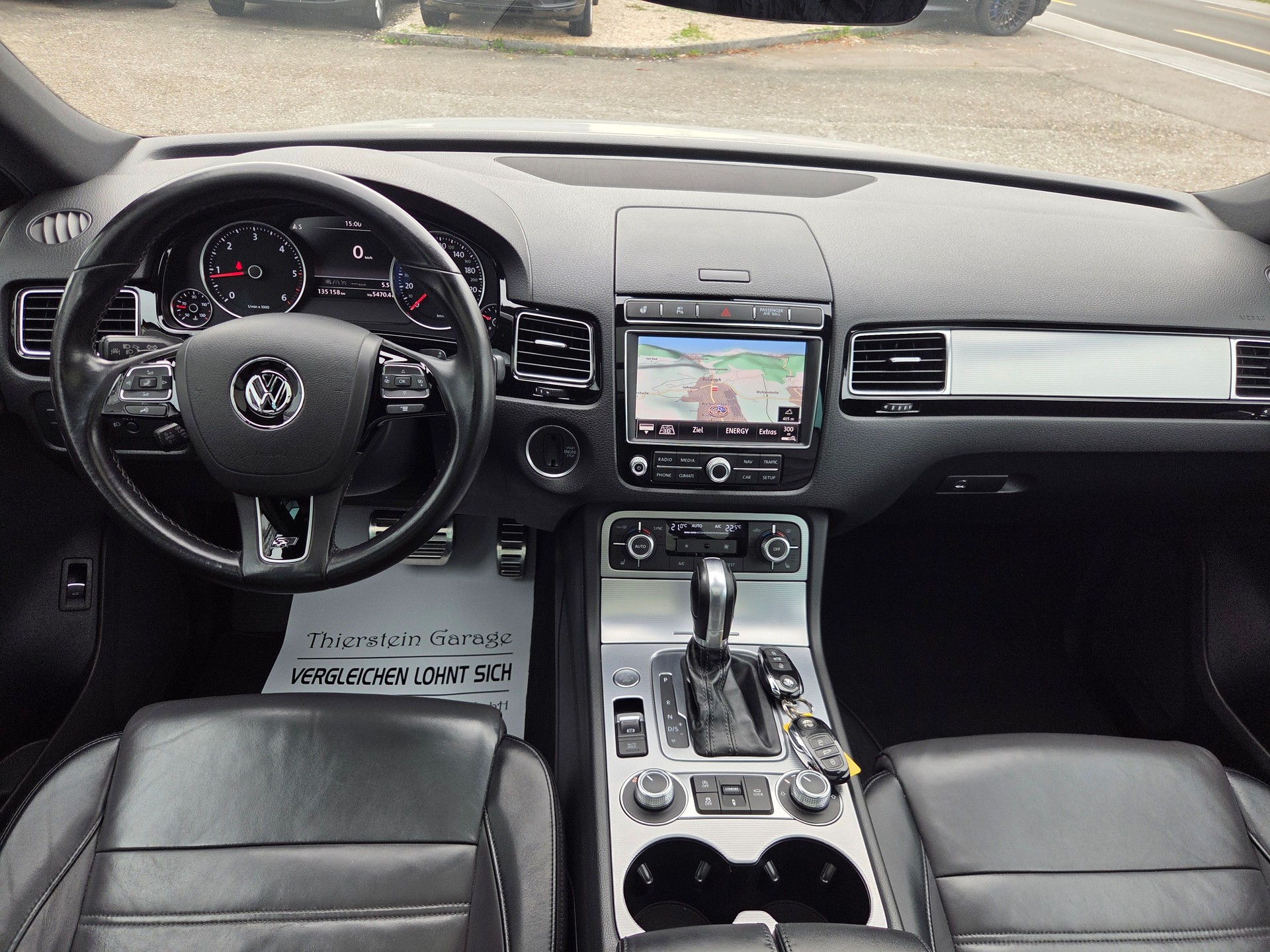 VW Touareg 3.0 TDI BMT R-Line Peak Tiptronic-image-22