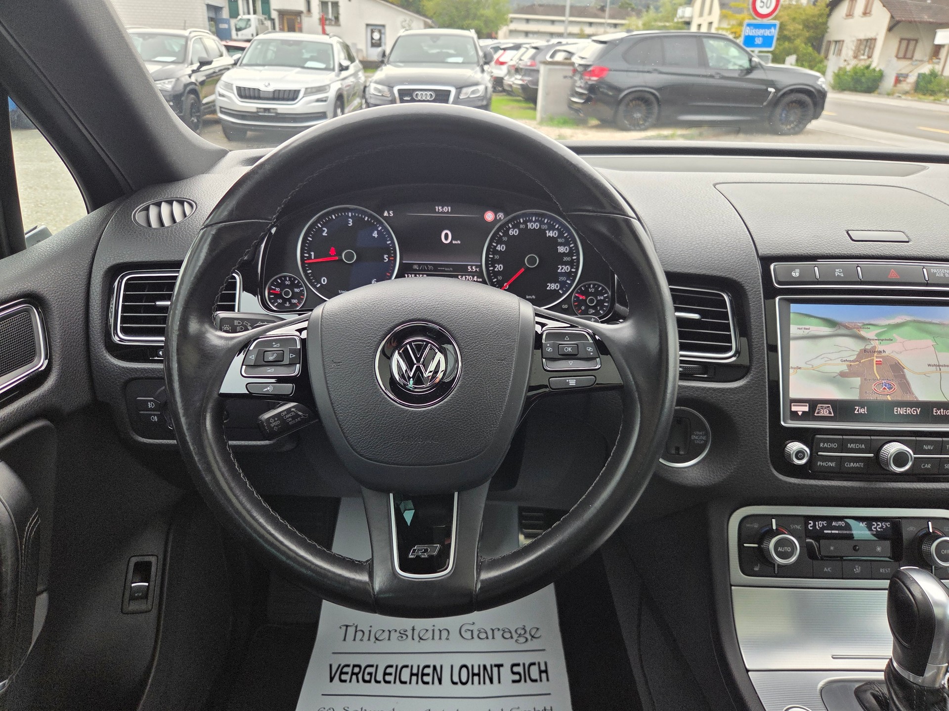 VW Touareg 3.0 TDI BMT R-Line Peak Tiptronic-image-23