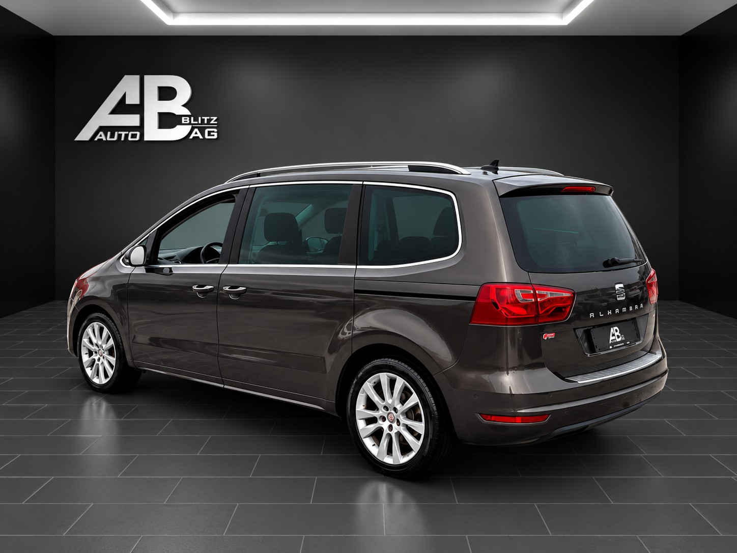 SEAT Alhambra 2.0 TDI Style Viva mit 177 PS * 7-Plätzer *-image-2