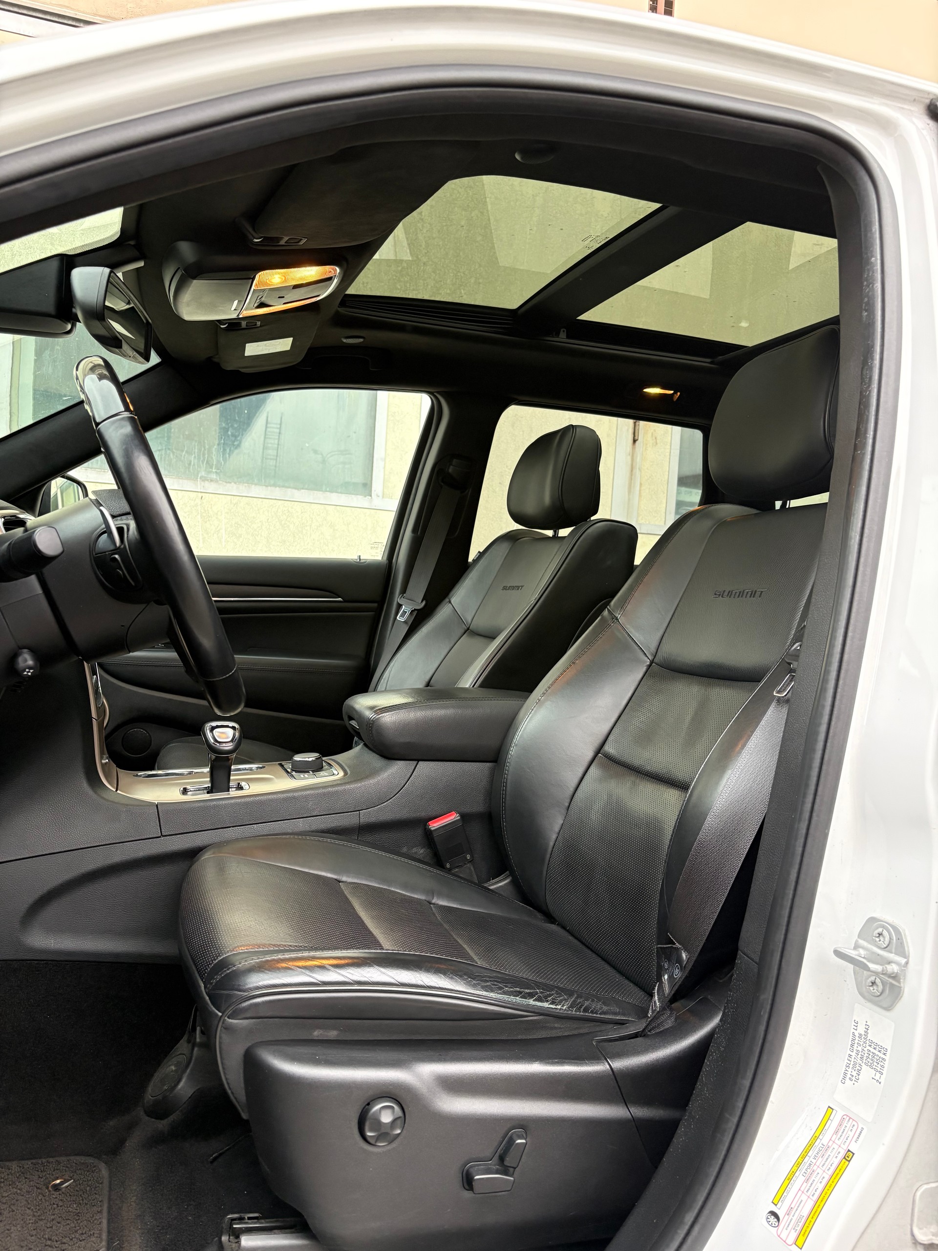 JEEP Grand Cherokee 3.0 CRD Summit Automatic-image-5