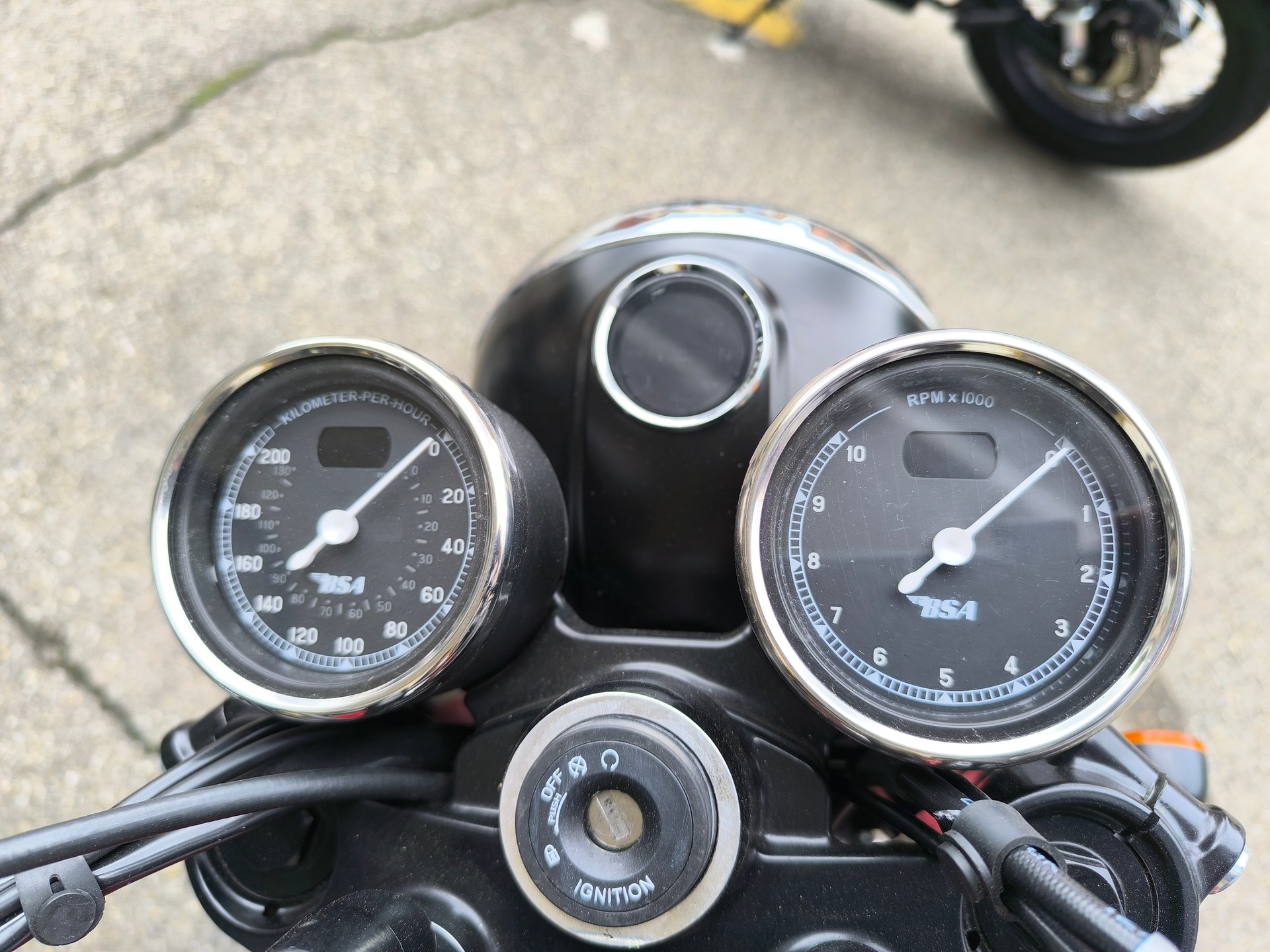 BSA BSA Gold Star 650 schwarz chrom-image-11